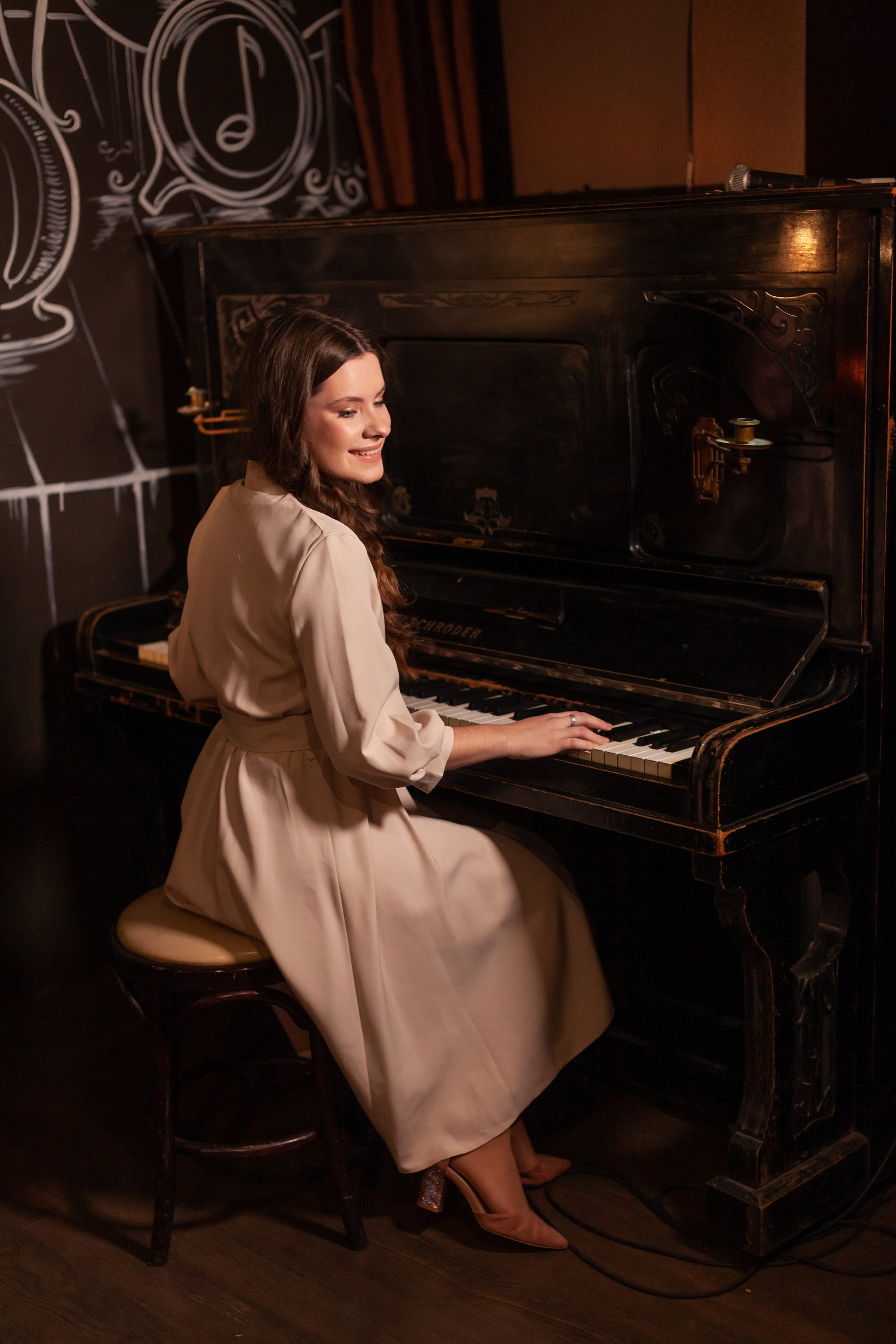 Праздники, лекции, культурные встречи, бранчи. Двойняшки-фотографы Анна и Анастасия в Санкт-Петербурге