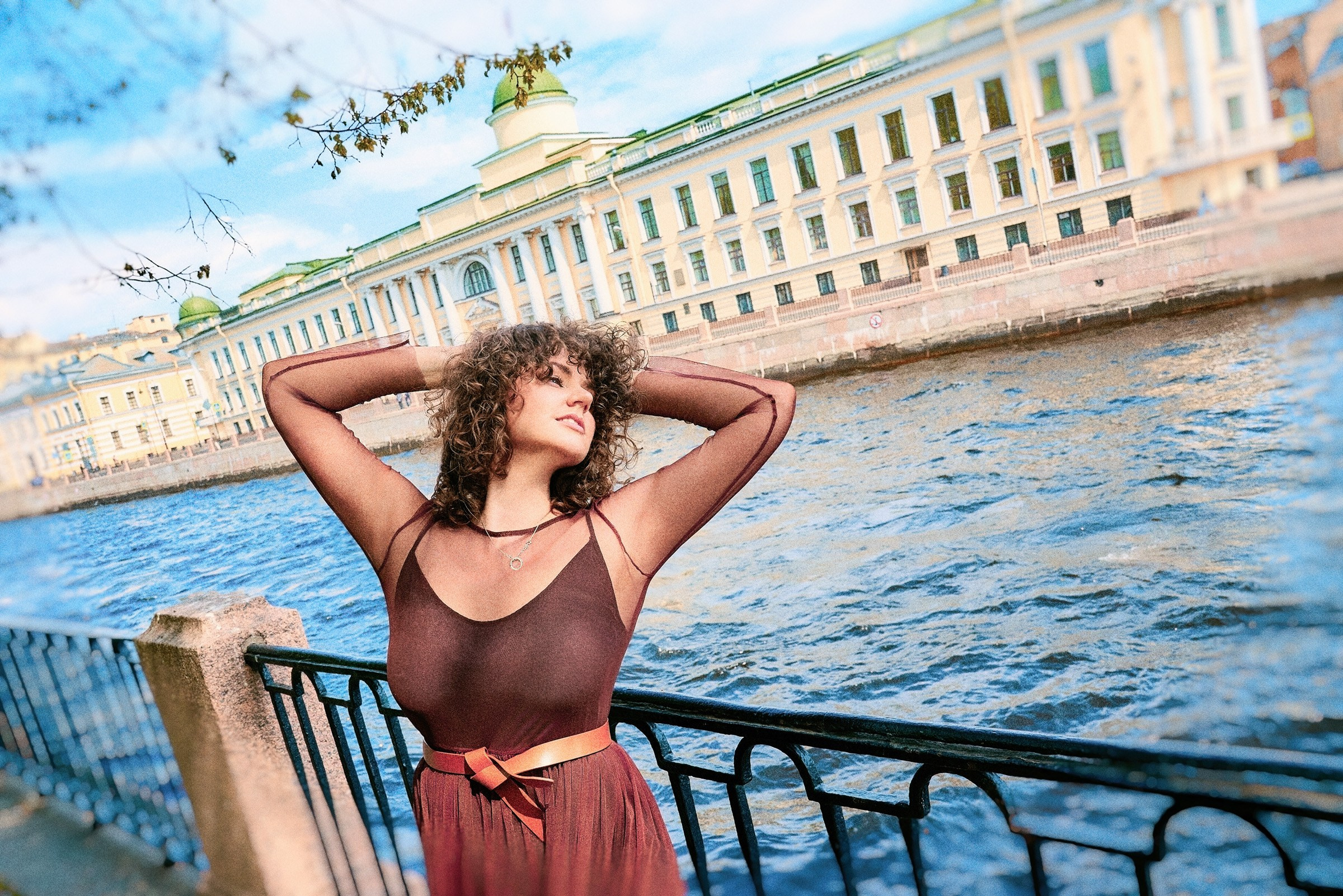 Саша. НЕЙРО-АРТы Воеводова