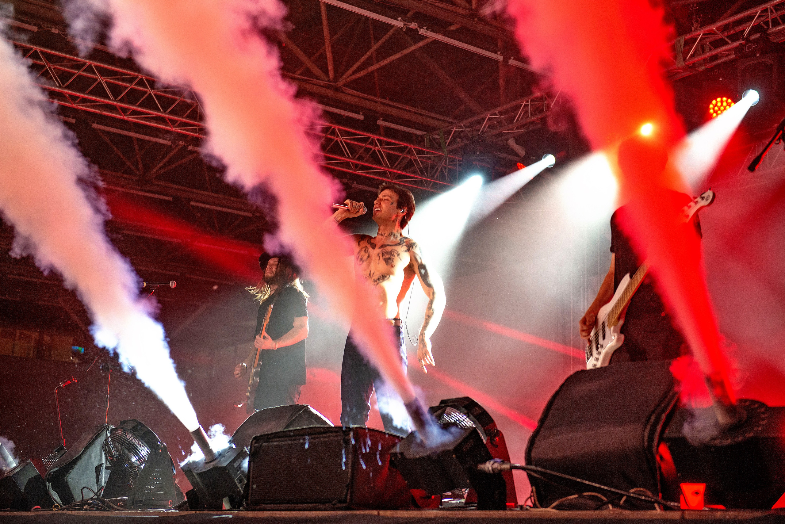 Концерт Хolidayboy. Школьный, фэшн фотограф в Тюмени и в России Ирина Королева