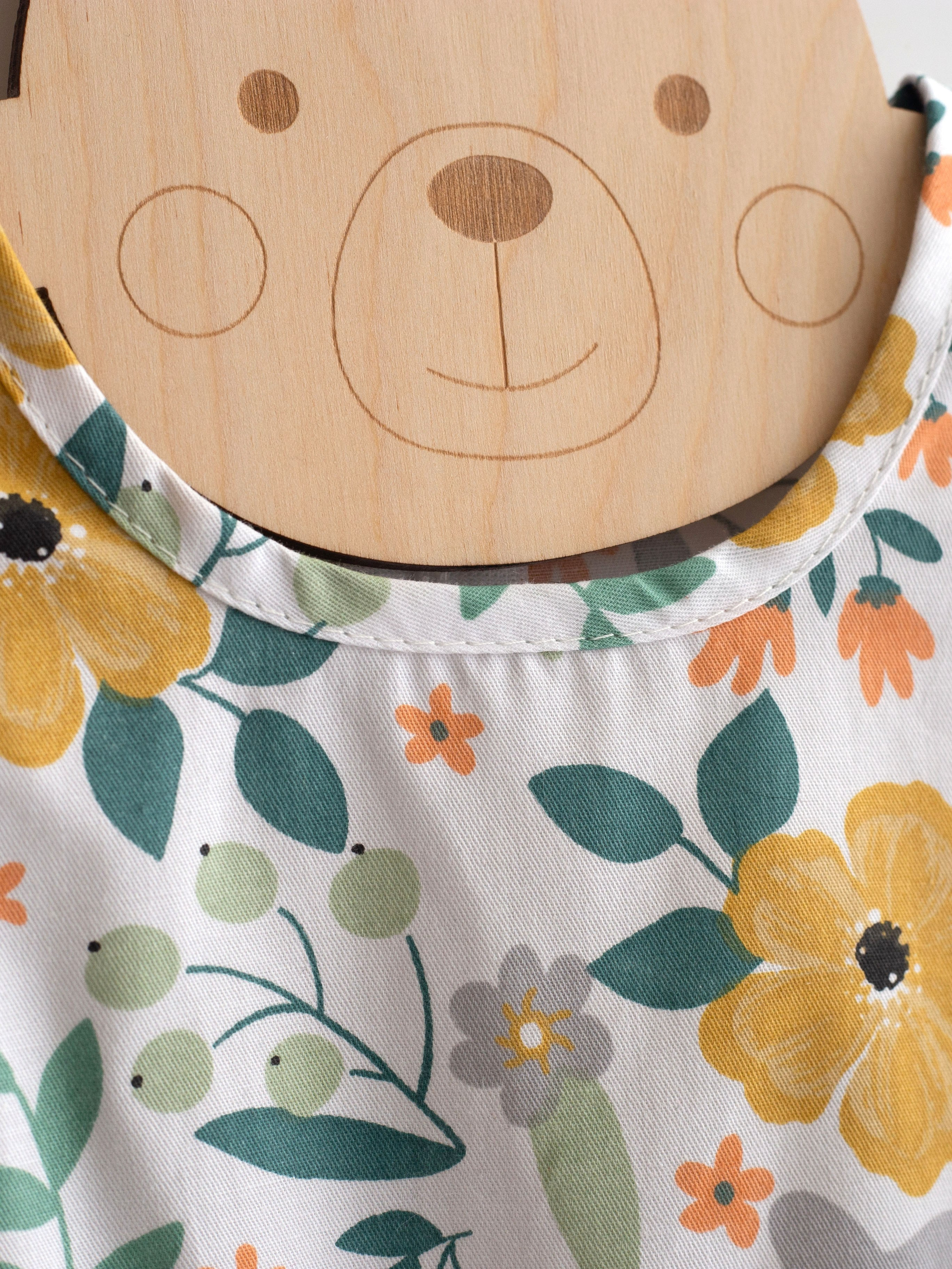 Детские платья цветные. Фотограф для различных событий, проектов, маркетплейсов, сайтов и мероприятий в Екатеринбурге