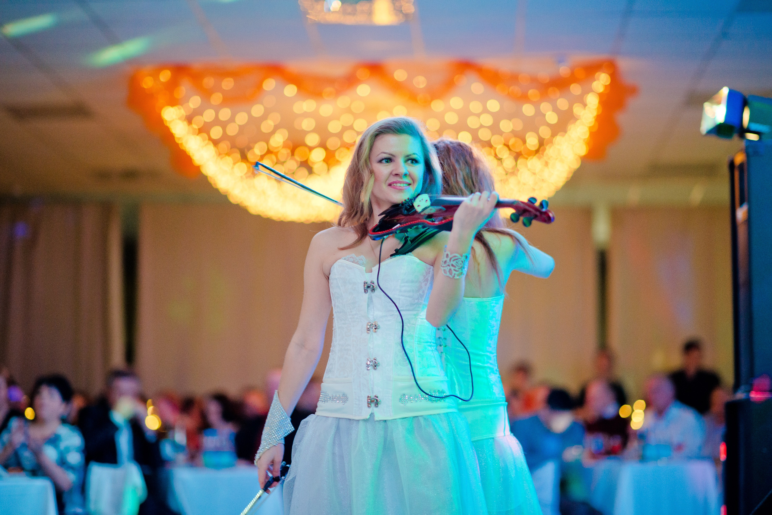 Миландер. Выпускные альбомы в Зеленограде и Москве