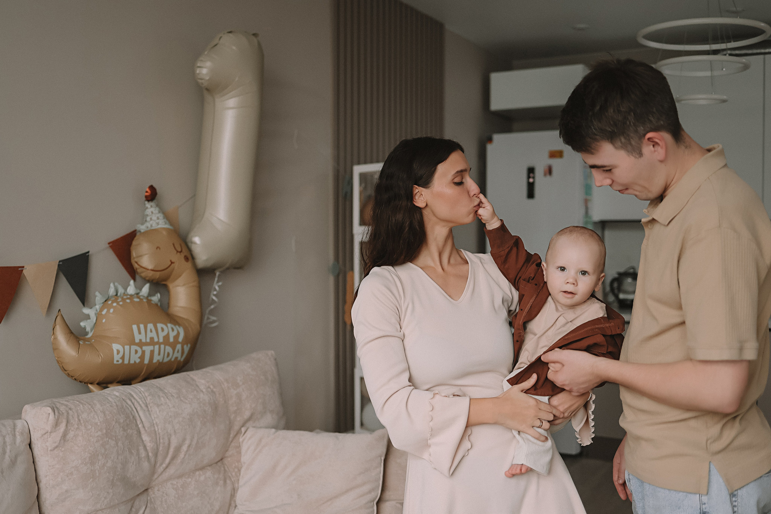 1 год Леону. Семейный фотограф Тюмень, фотограф на роды Салмина Мария