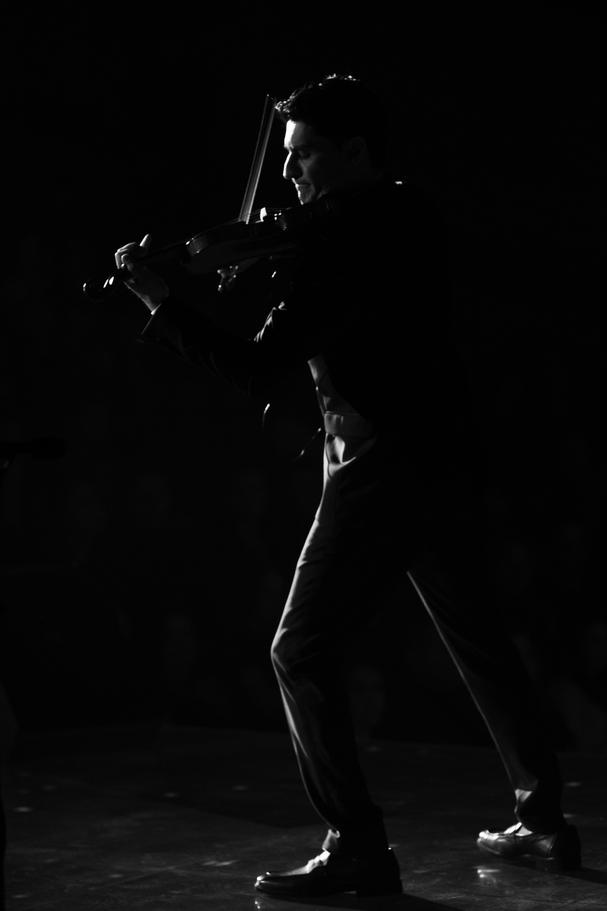 Сольный концерт Эдгара Акобяна. Студийный и свадебный фотограф в Москве Айк Саркисян