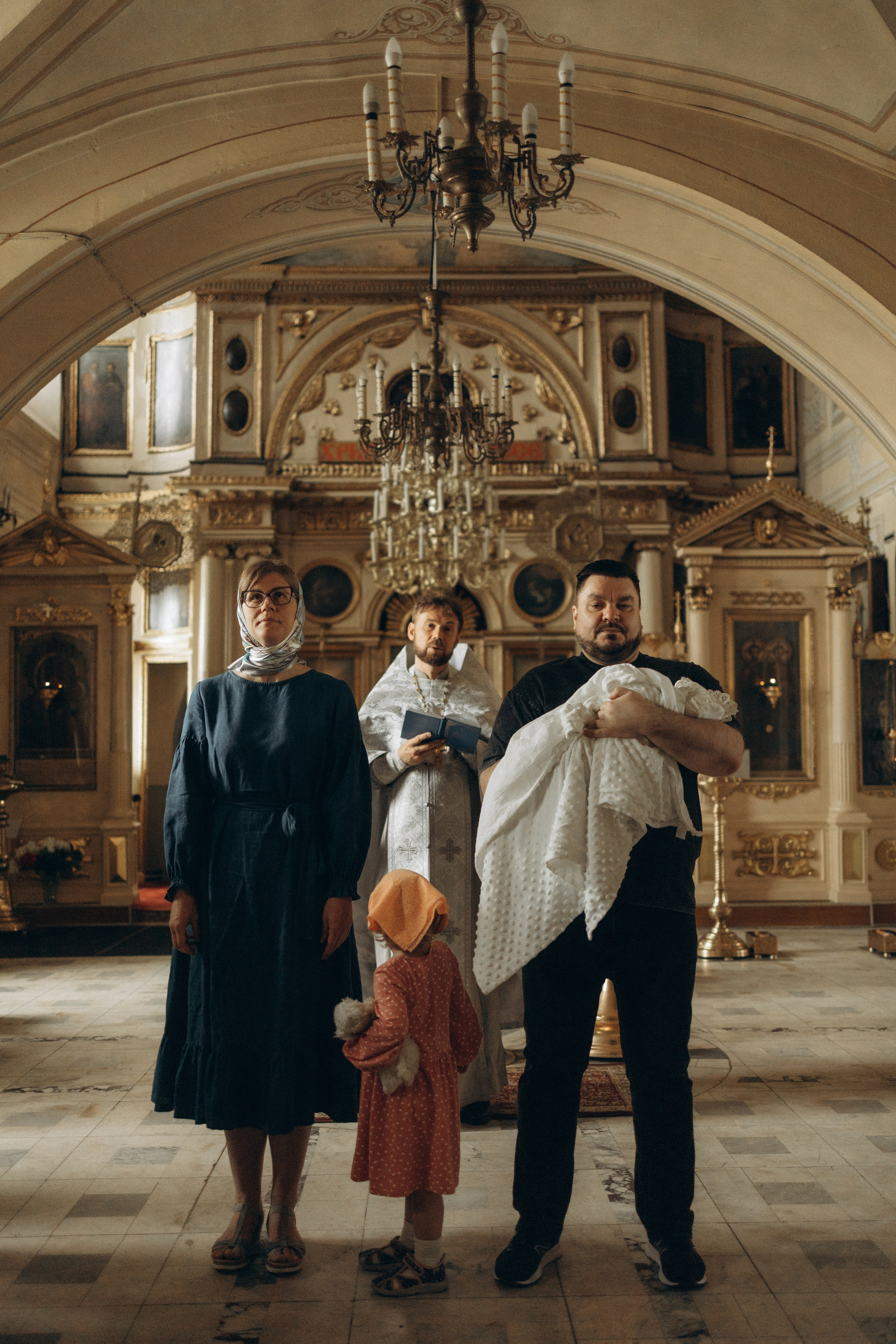 Таинство крещения. Семейный фотограф в Москве Валерия Карпова