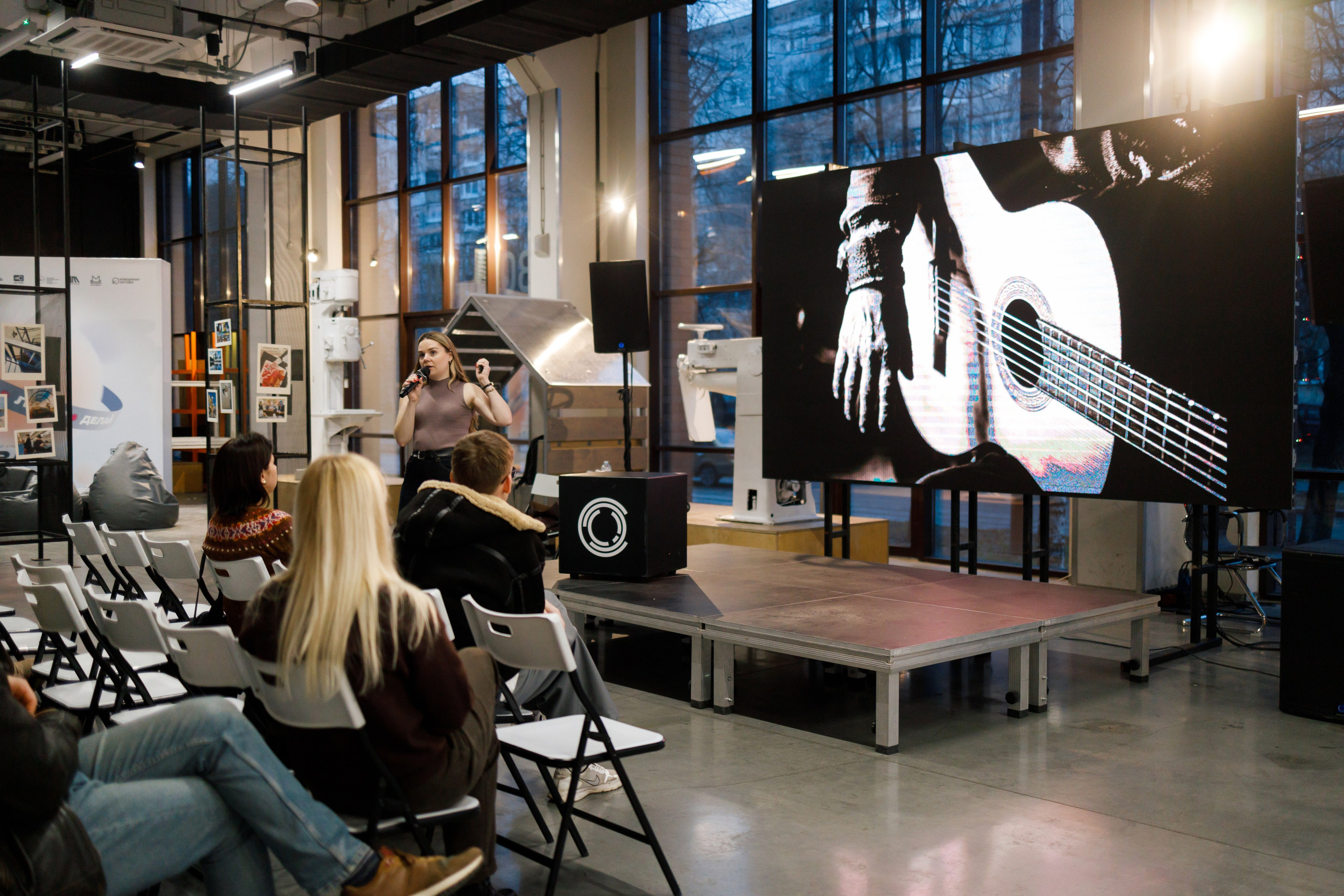 Фотофестиваль «Молодая фотография в Октаве». Свадебный и семейный фотограф в Туле и области Маша Костина