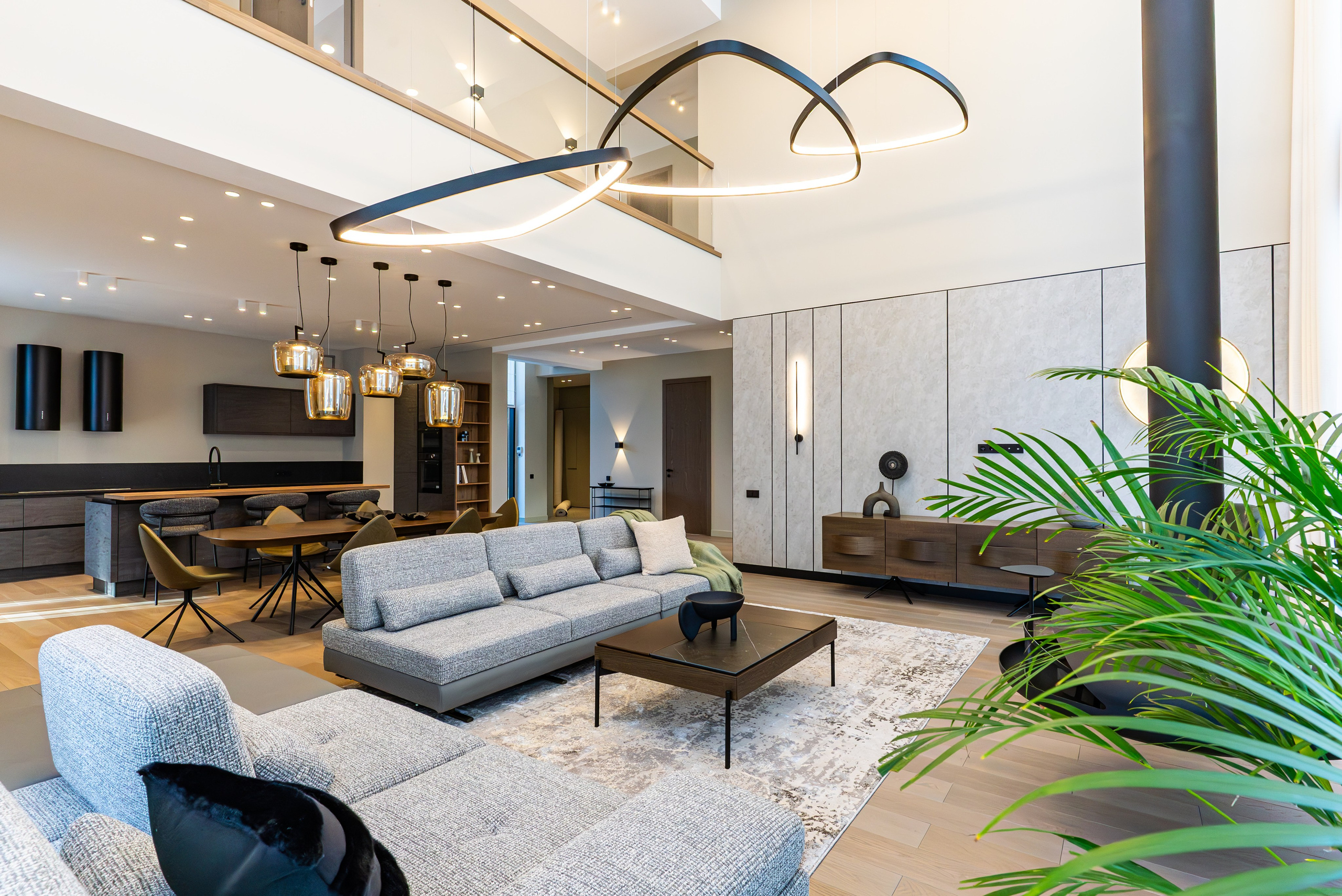 Дом на продажу 600 м. KUSTOV PRODUCTION — профессиональная фотосъёмка в Москве