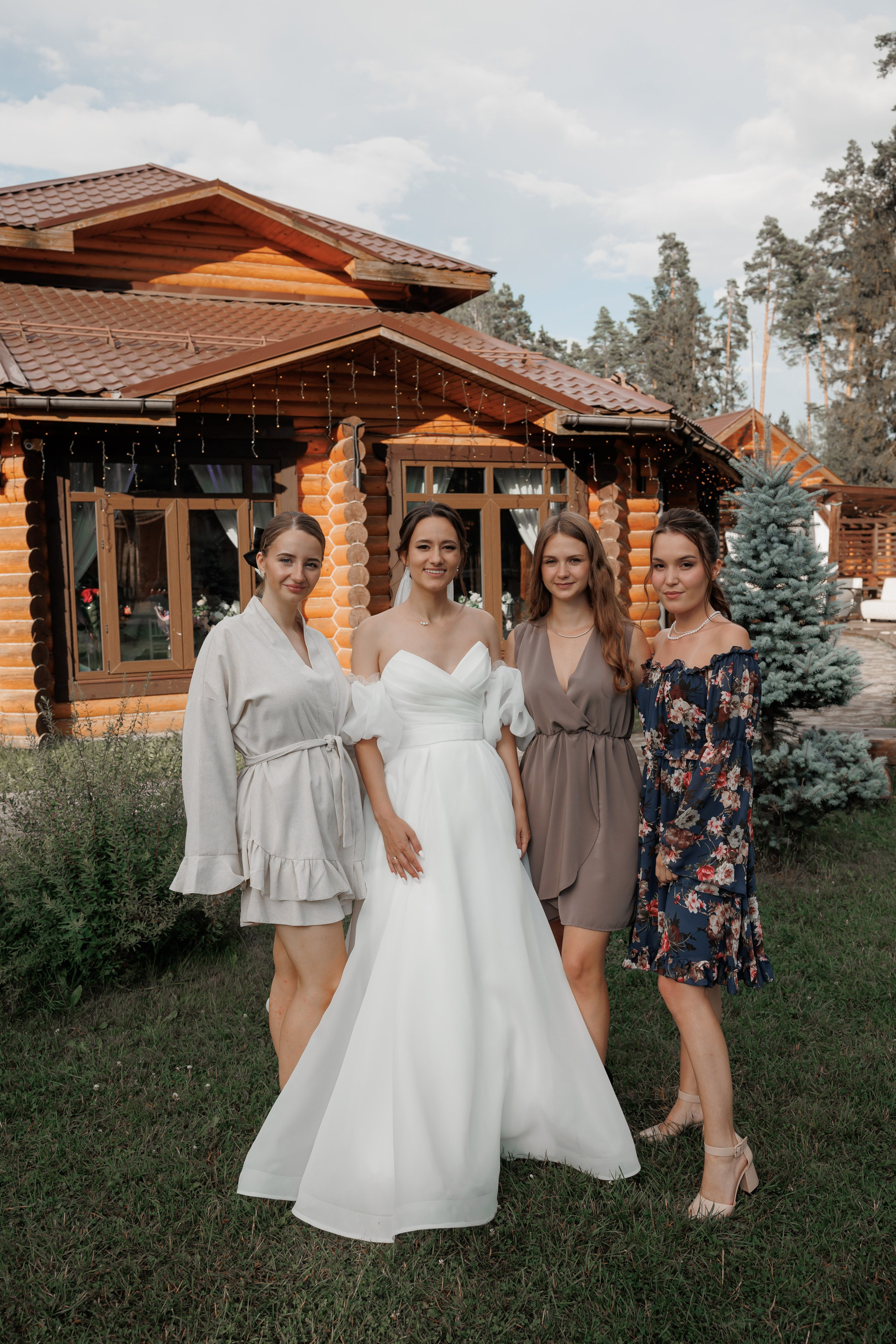 Полина и Дмитрий, загородный клуб «Барин», ЗАГС в г. Пушкино. Свадебный и репортажный фотограф (Москва, Королев и другие)