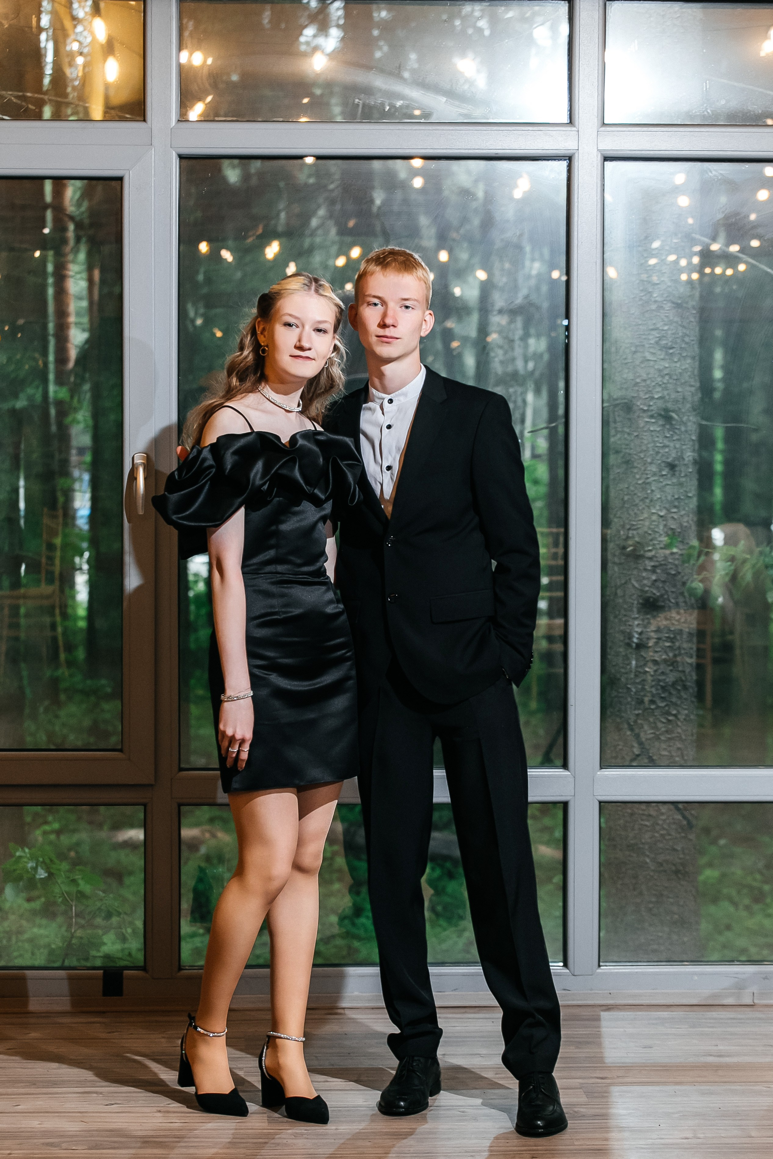 Выпускной 9 класс. Фотограф в Санкт-Петербурге Виктория Безверхая