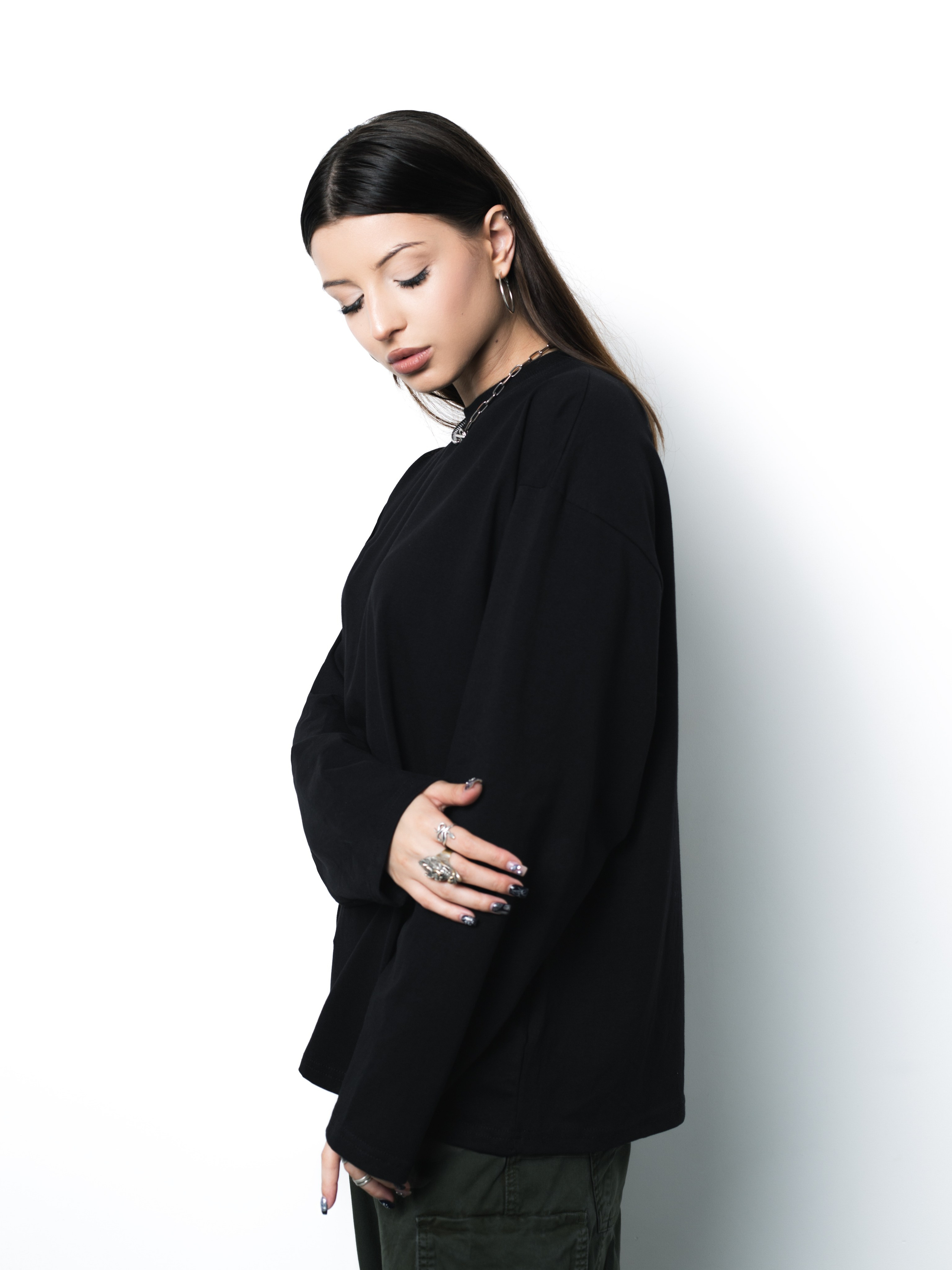 КАТАЛОГ | белый фон. RUNA production — стильные съемки для брендов