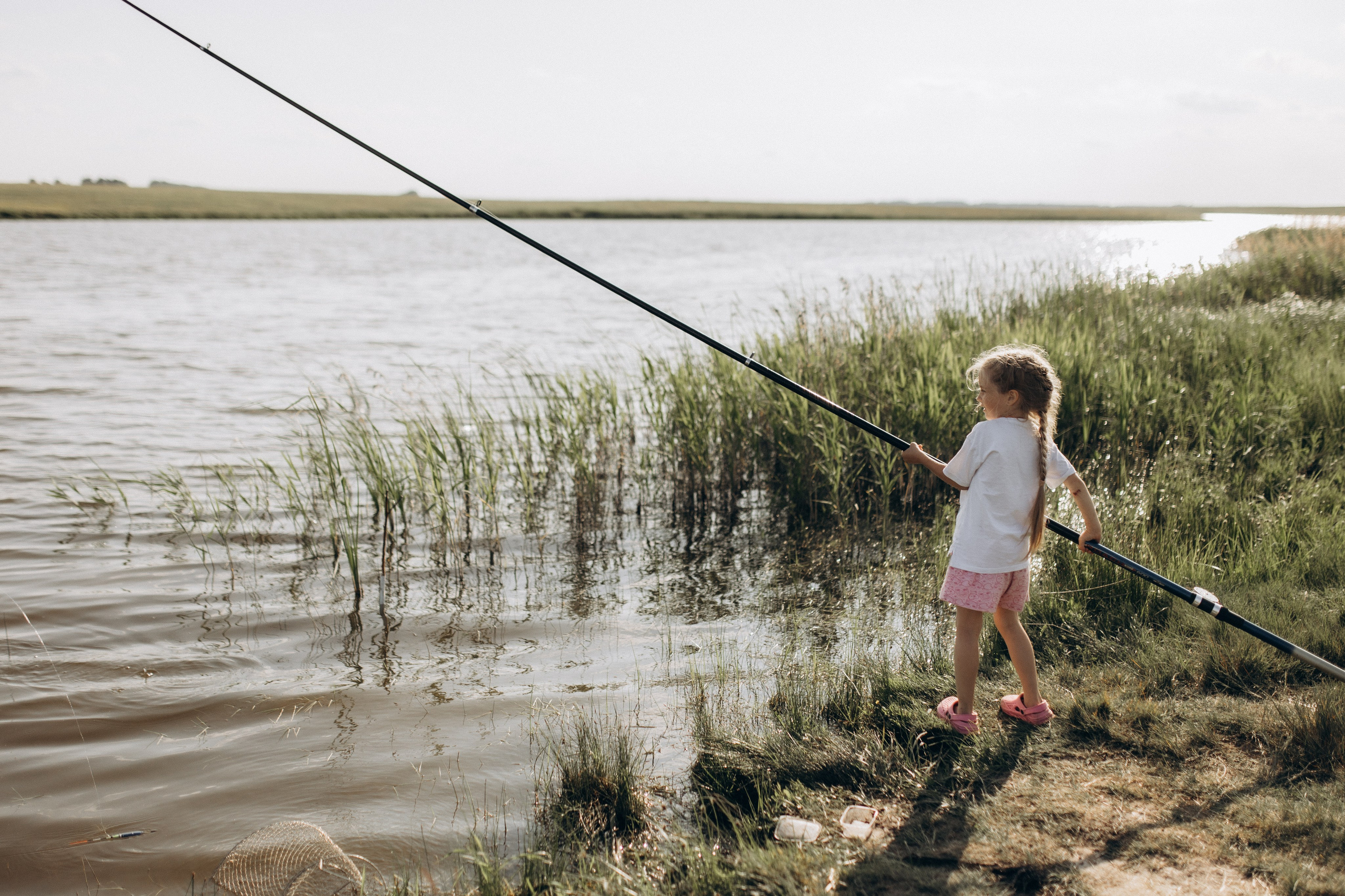 Семейная рыбалка. Семейный фотограф lifestyle в Новосибирске Елена Шпилевая
