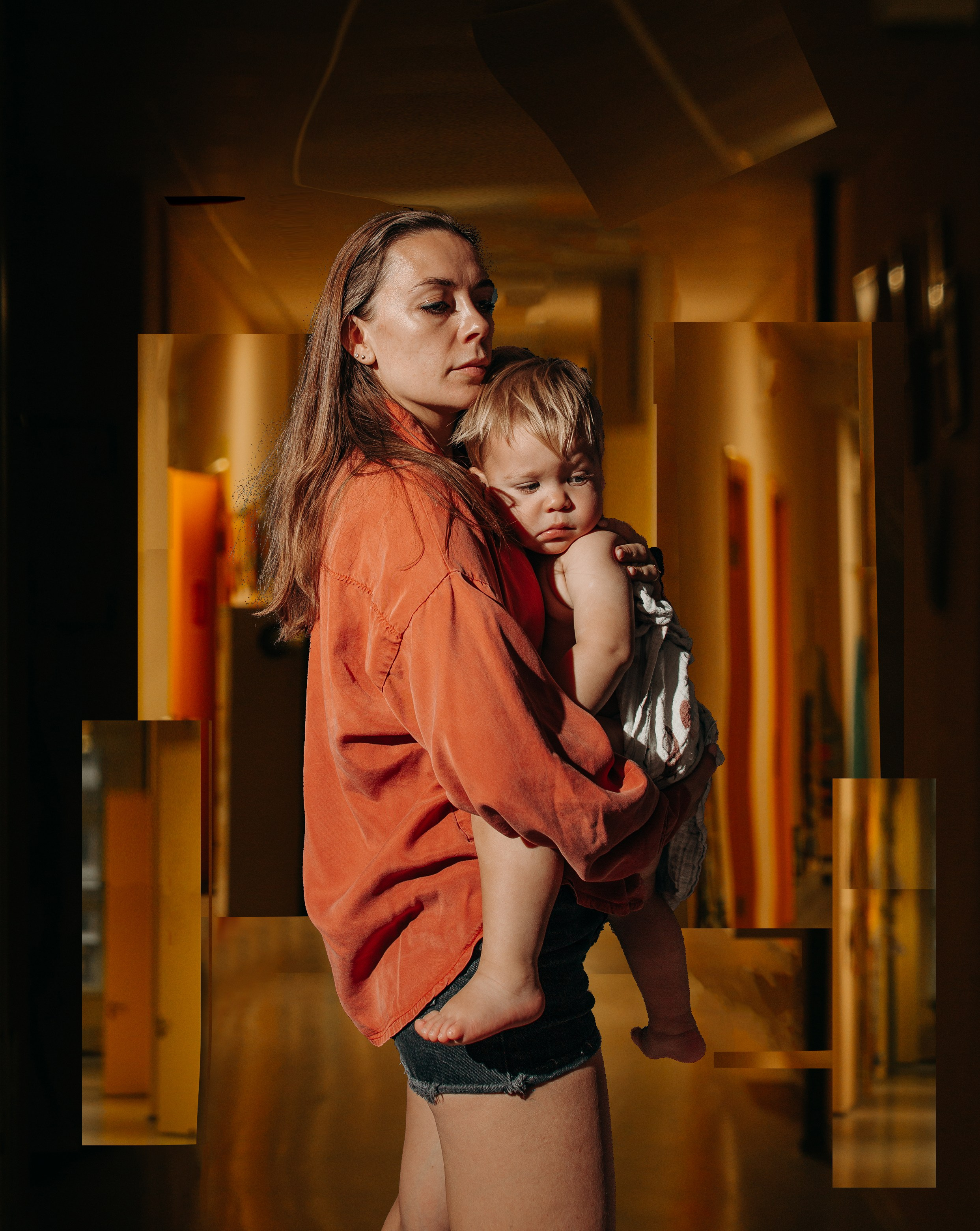 Мамина любовь бесконечна. Мамина сила и забота всеобъемлющи. Я буду рядом с тобой, сын, пока тебе нужно это. 