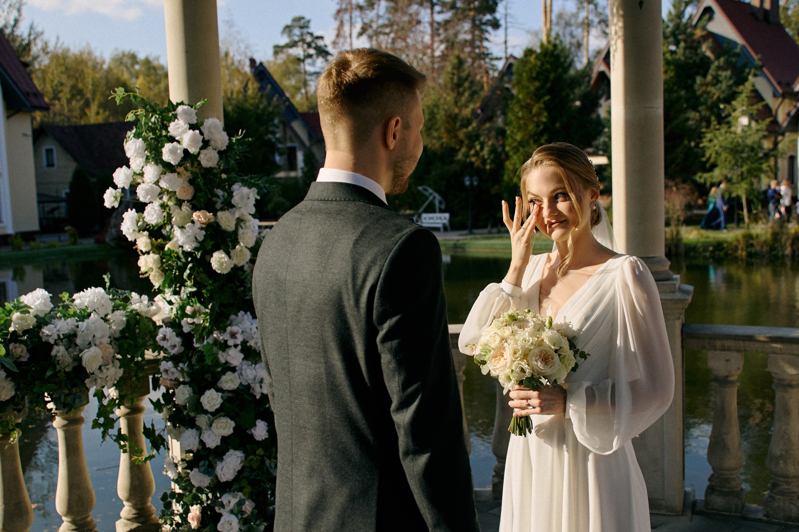 Свадебная фотосъемка в Москве | Волшебные кадры вашего идеального дня. Контентный и репортажный фотограф Виталий Кулешов | Москва