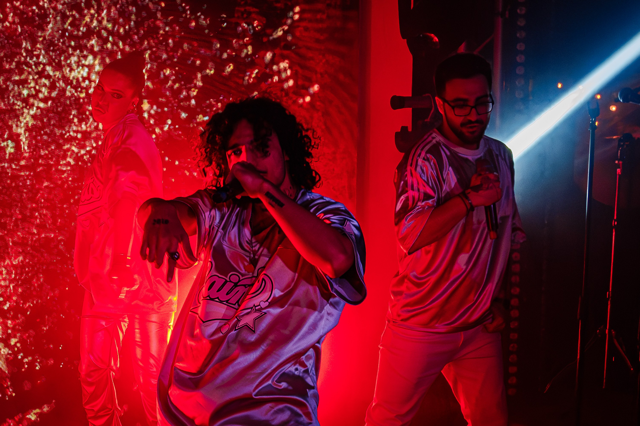 «МИША МАРВИН"_Чайка на пляже_Ялта_14.06.2025. Аминов Руслан | Фотограф