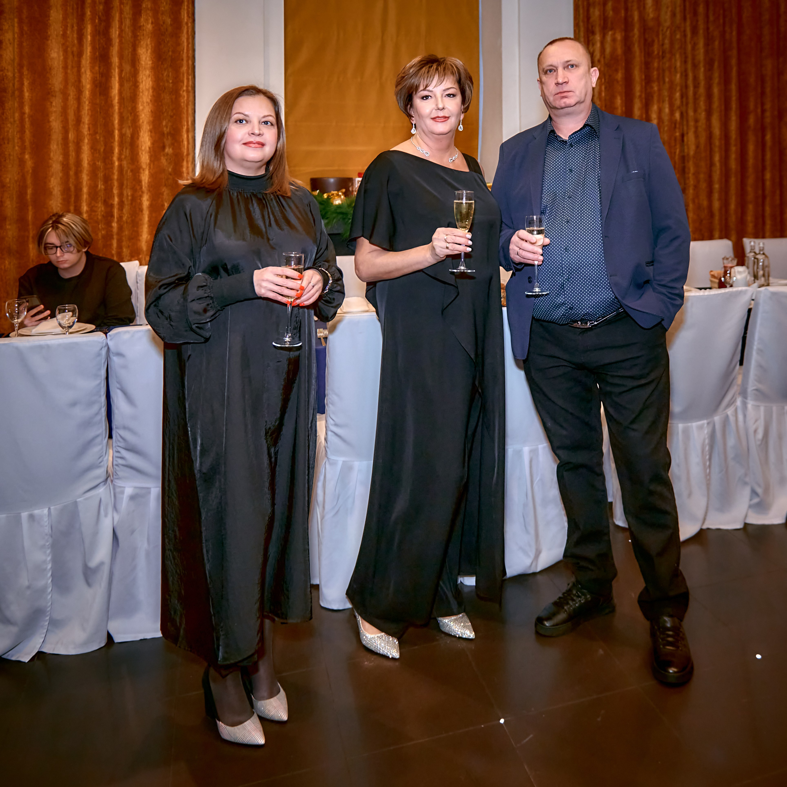 Юбилей в г. Пушкин, Певческая башня. Свадебный фотограф, видеограф, рилсмейкер в Санкт-Петербурге и Москве