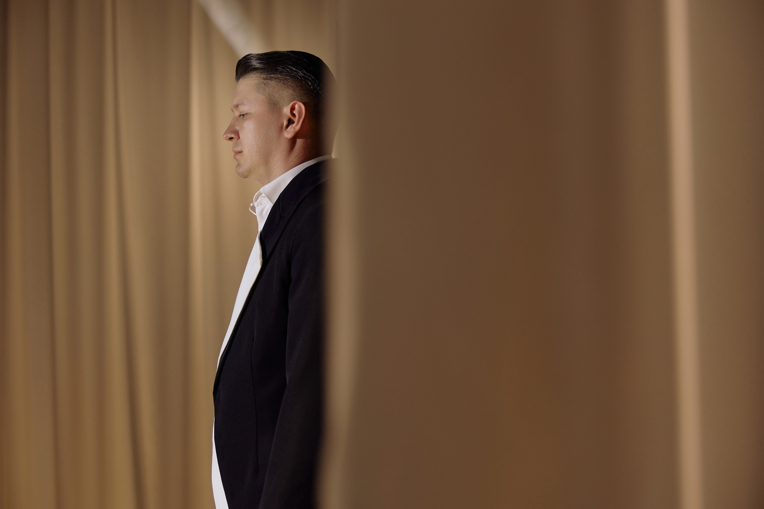 A MIRROR IS ONLY A HEART. Дмитрий Мазуркевич: Профессиональный Репортажный Фотограф