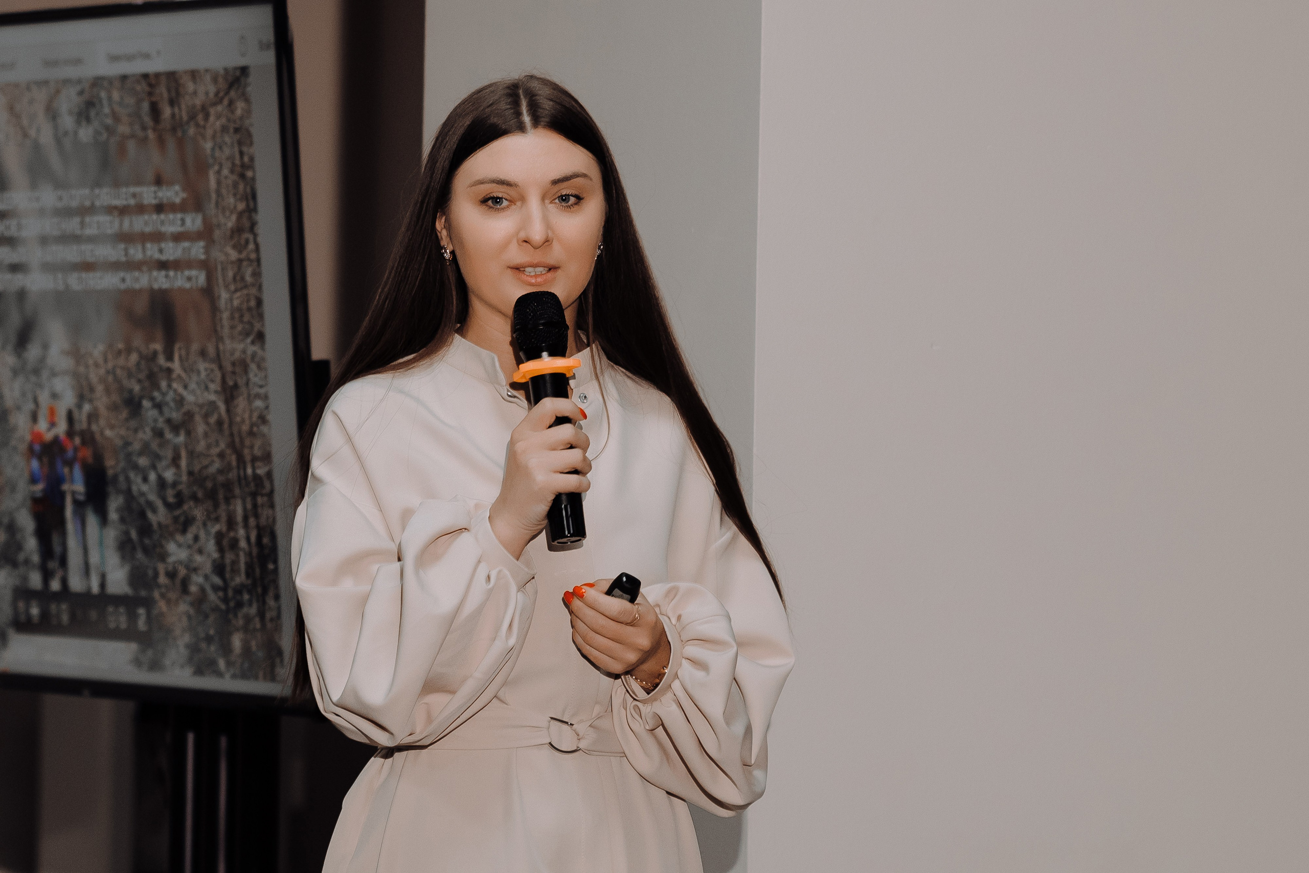 ОБЛАСТНАЯ КОНФЕРЕНЦИЯ «РАЗВИТИЕ ТУРИЗМА В ЧЕЛЯБИНСКОЙ ОБЛАСТИ». Репортажный фотограф Зуев Роман г. Челябинск