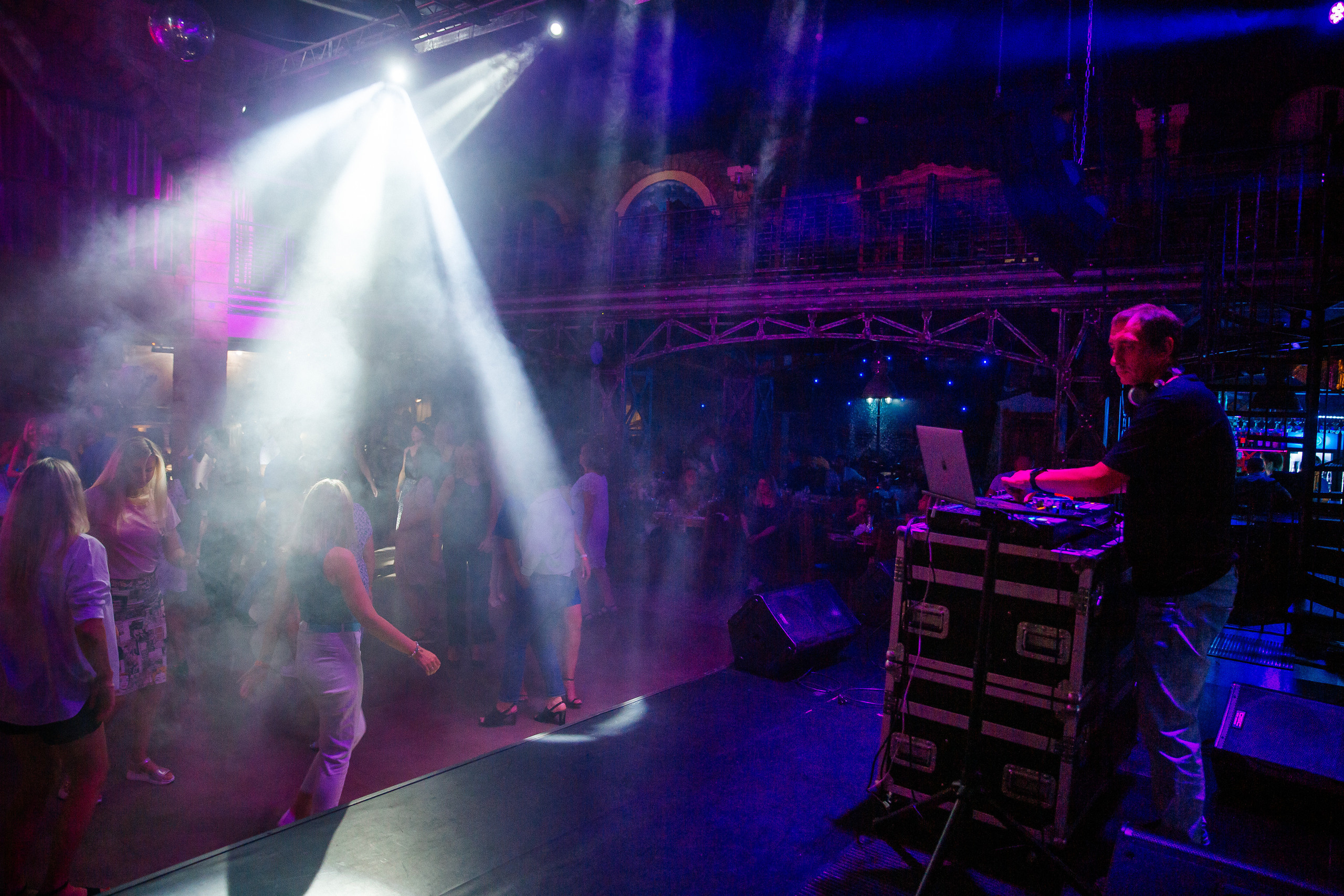 DJ VED. Фотограф в Волгодонске Ирина Шкода