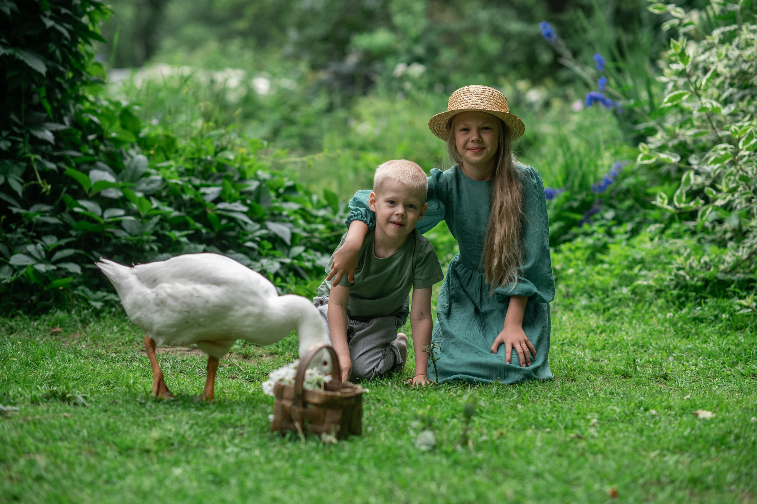 В САДУ. Семейный фотограф Екатеринбург Лора Мур
