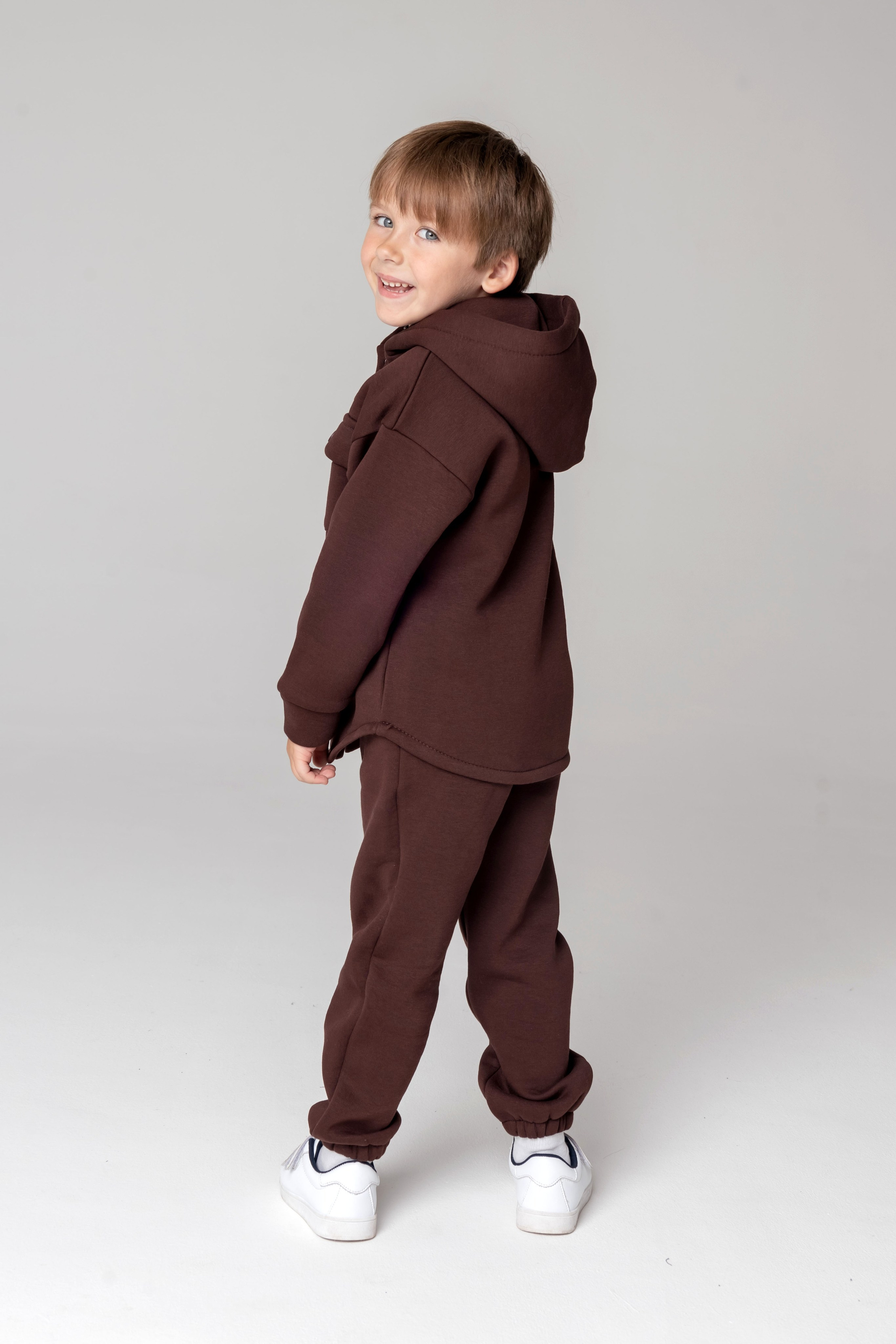 Kava Banda (каталог). Фотограф Полина Закирова