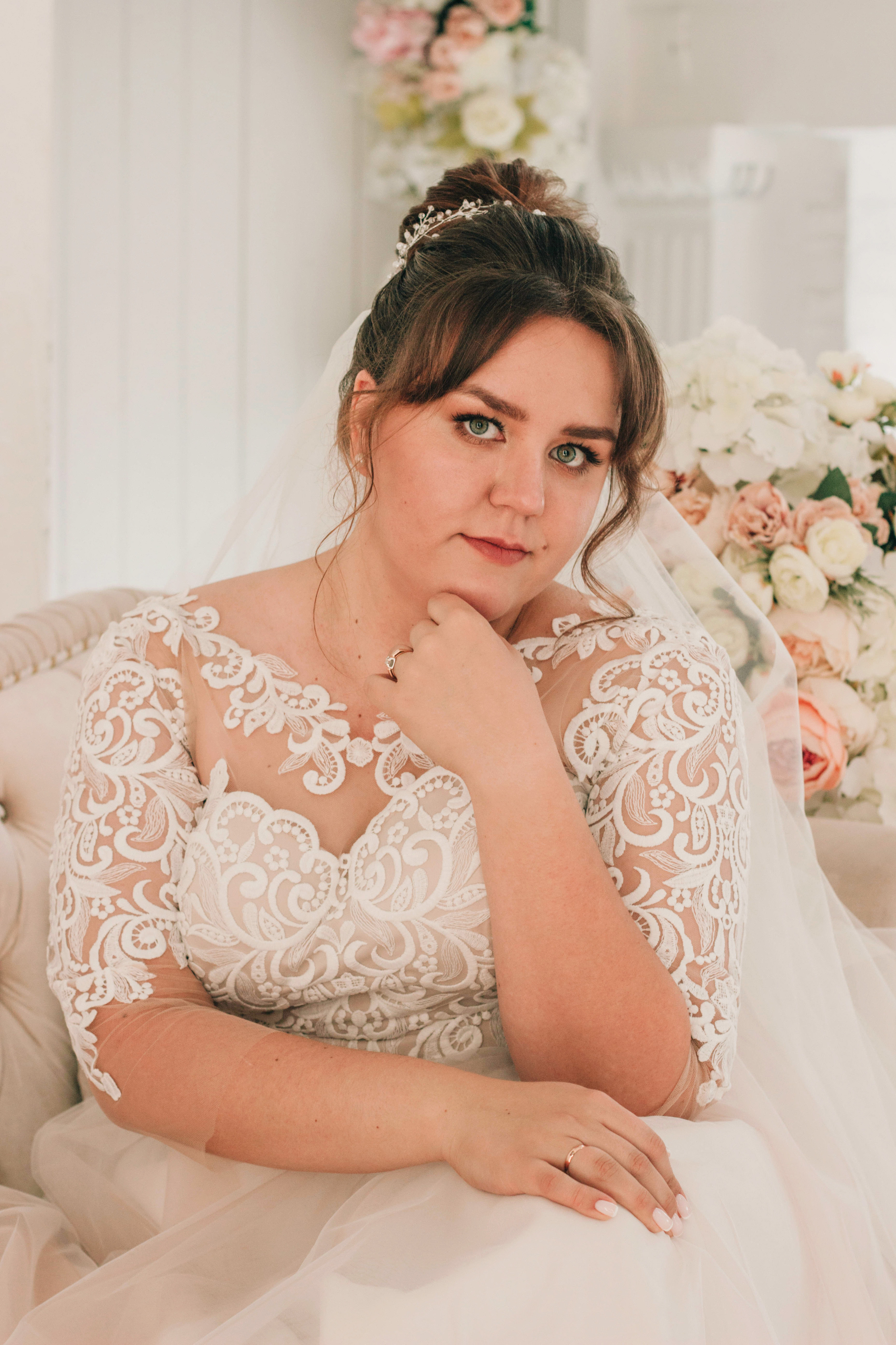 Свадьба Татьяны и Дениса в фотостудии Акт Первый и прогулка. Свадебный фотограф и фотограф Love-Store в Нижнем Новгороде Анастасия