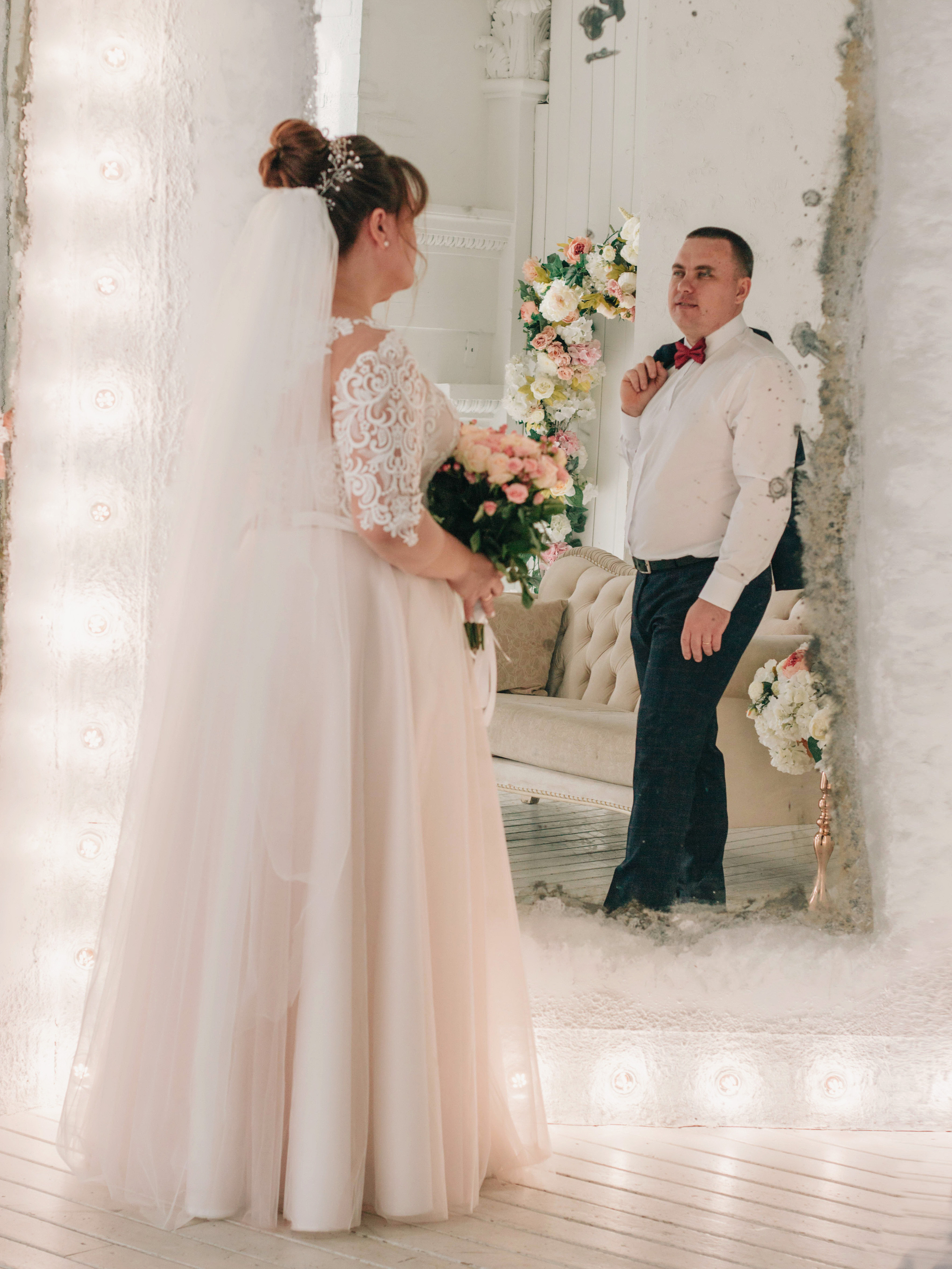 Свадьба Татьяны и Дениса в фотостудии Акт Первый и прогулка. Свадебный фотограф и фотограф Love-Store в Нижнем Новгороде Анастасия