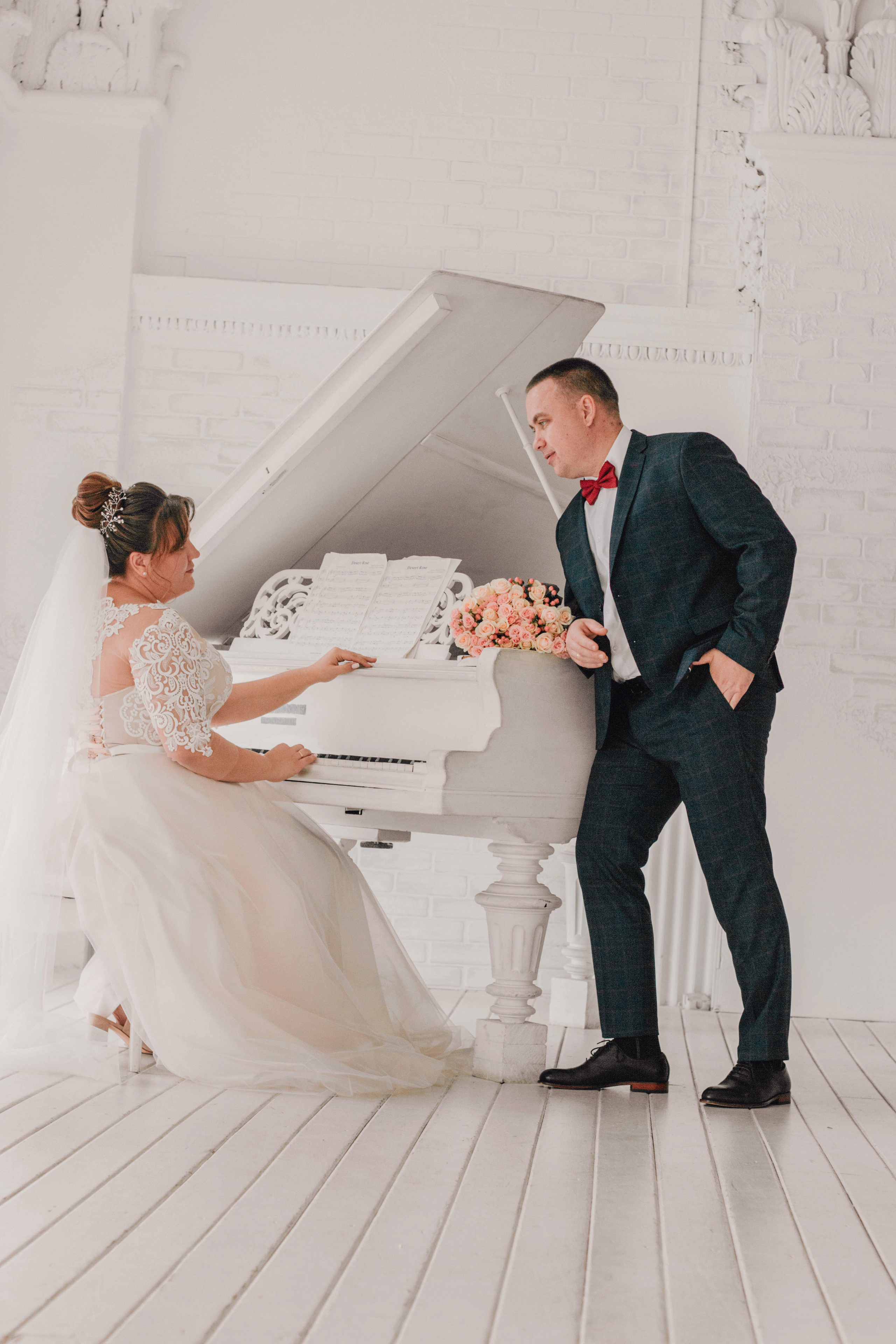 Свадьба Татьяны и Дениса в фотостудии Акт Первый и прогулка. Свадебный фотограф и фотограф Love-Store в Нижнем Новгороде Анастасия