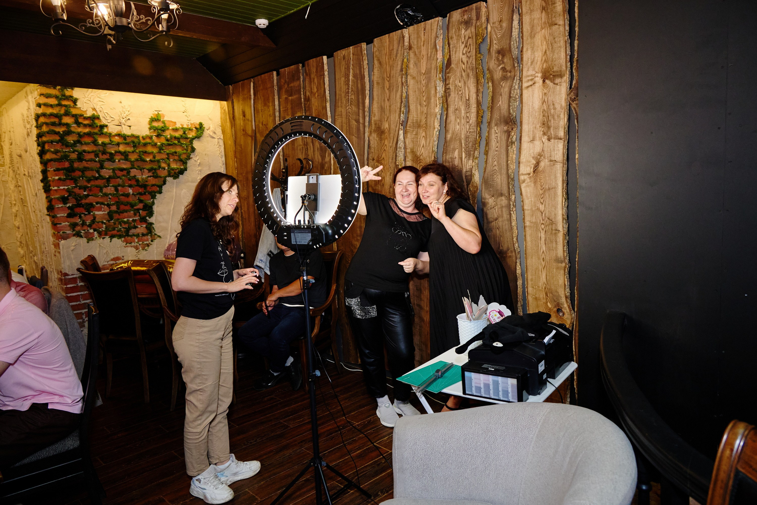 Выпускной 35 Сош. Фотограф Выпускные альбомы Таганрог Сергей Коробченко