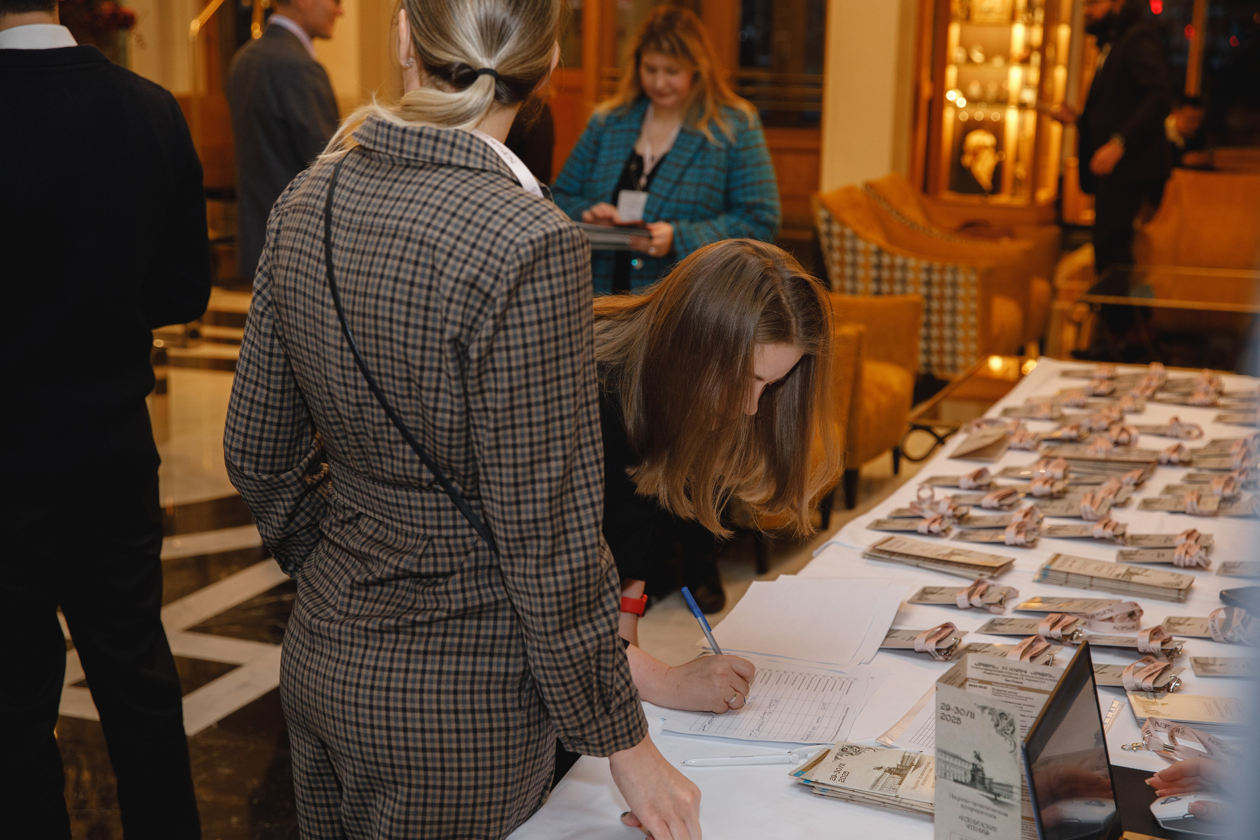 Конференция в Санкт-Петербурге. Фотограф во Владикавказе Юрий Геворгизов