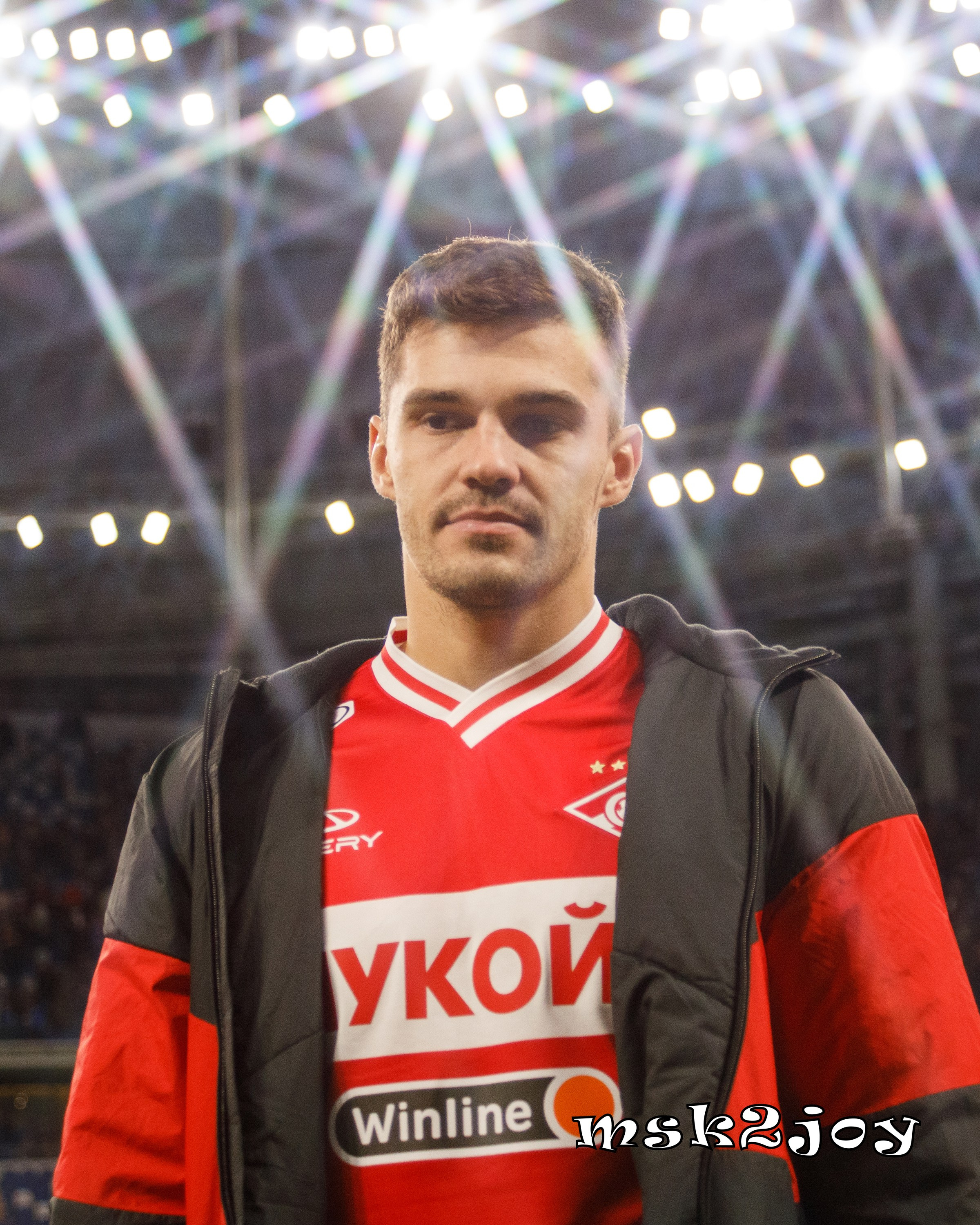 Полузащитник футбольного клуба Спартак Москва Роман Зобнин после матча с Динамо. Фотограф - Михаил Тоцкий.