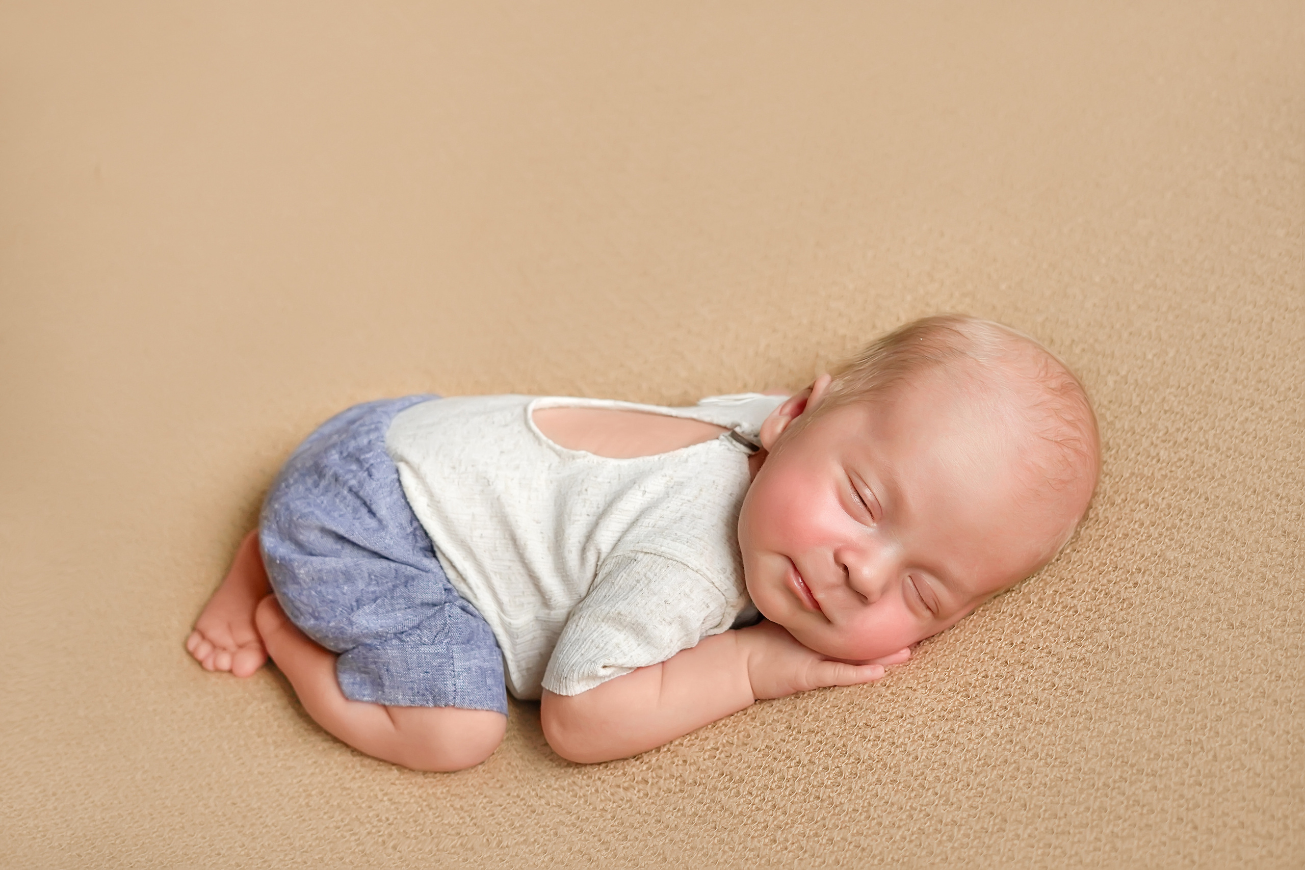 Новорожденные. Фотограф новорожденных и родов в Екатеринбурге Куклина Анна