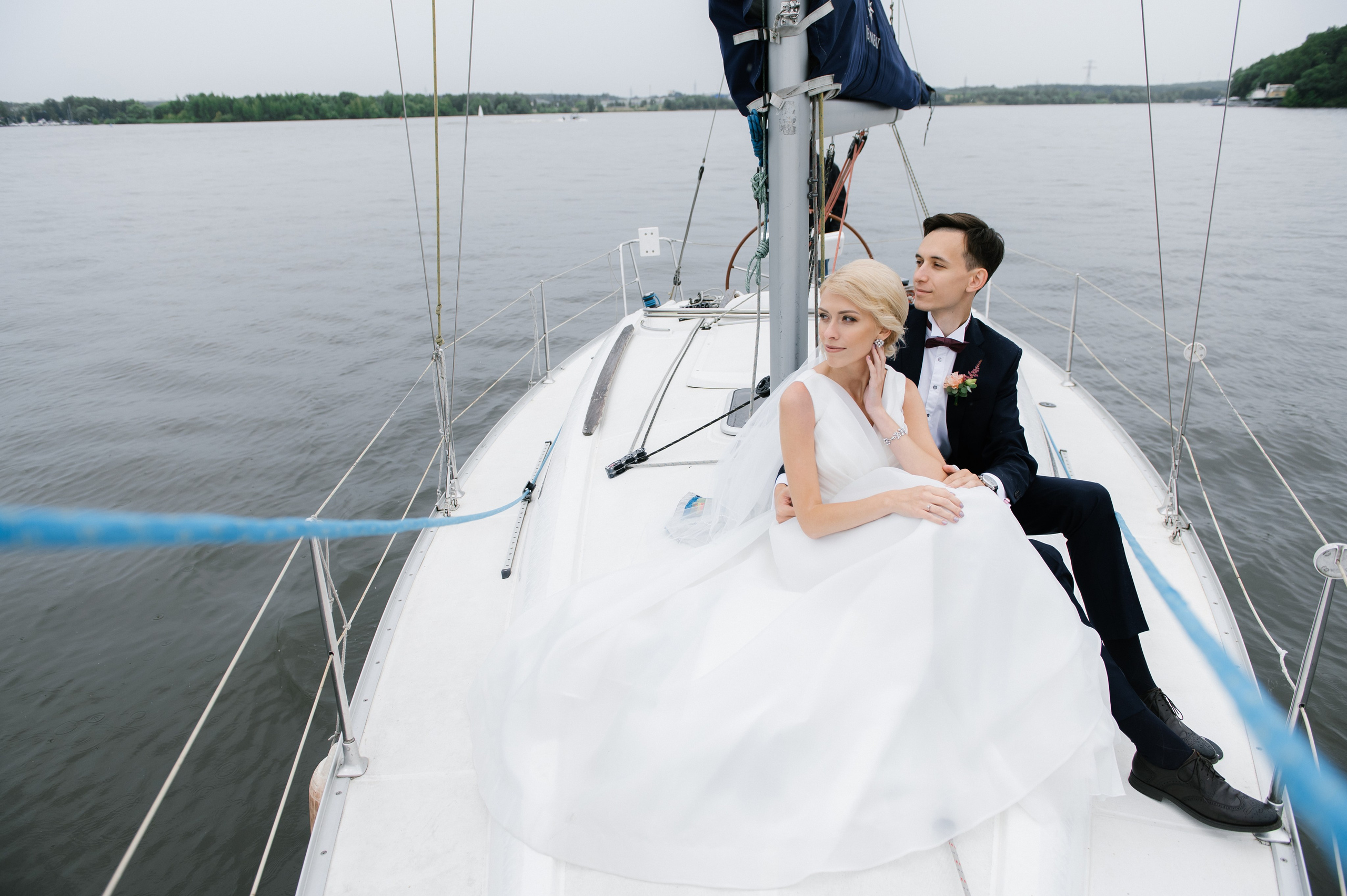 Свадебная фотосессия в яхт-клубе. Семейный и свадебный фотограф в Москве Татьяна Николаева