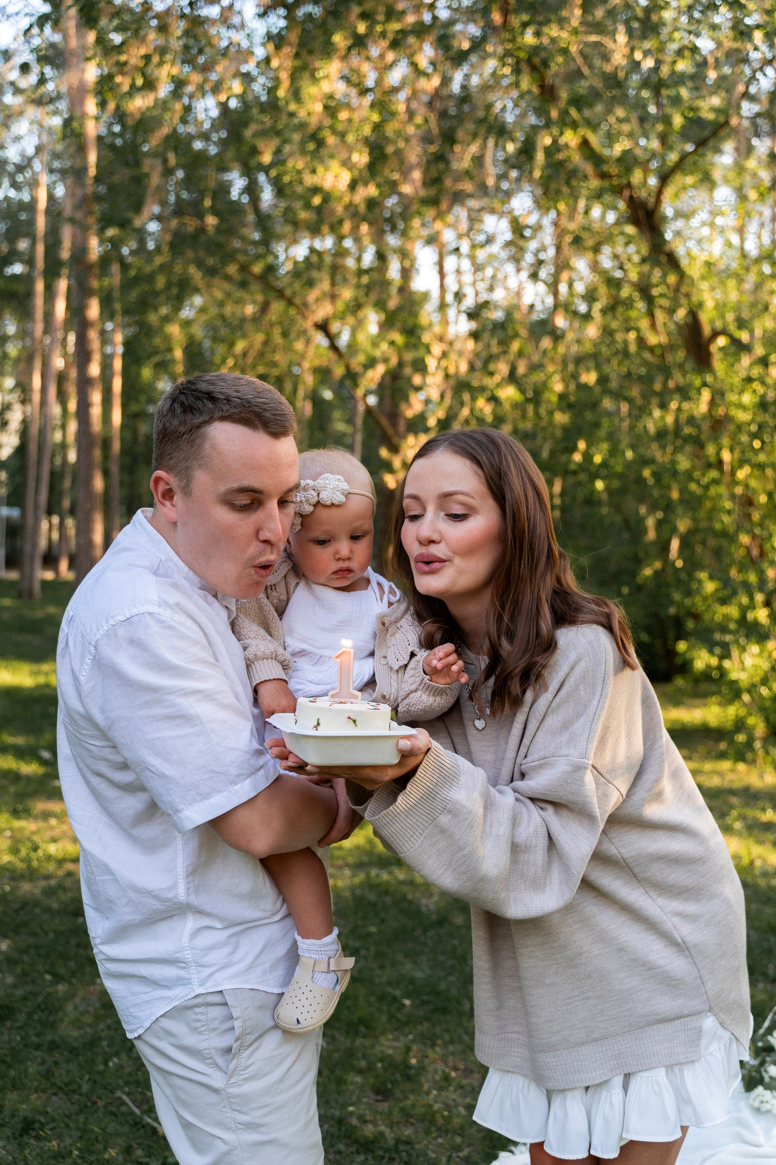 Виталя, Таня и Адель. Волик Мария