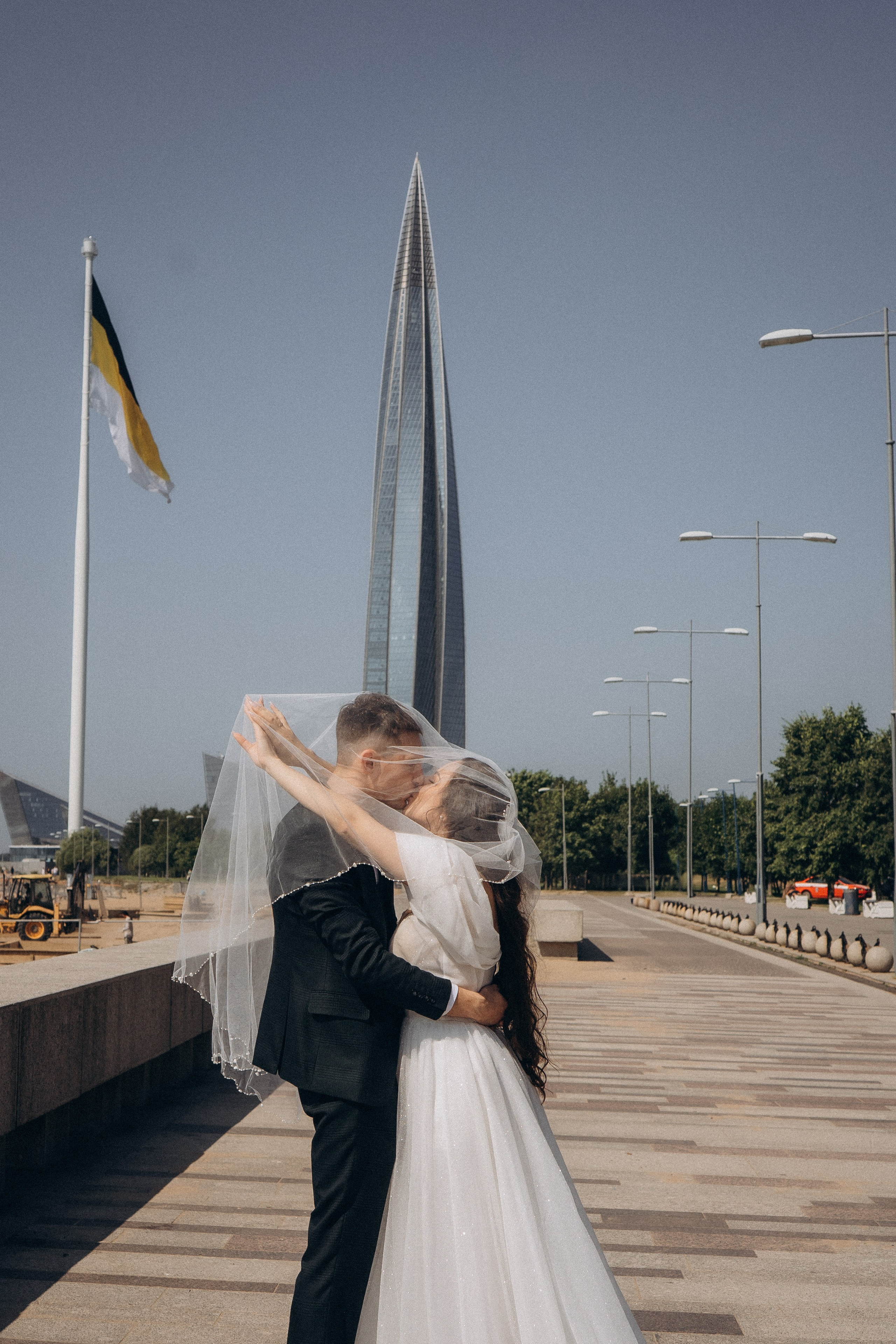 СВАДЕБНАЯ СЬЕМК В ПАРКЕ 300-ЛЕТИЯ. Профессиональный фотограф, Санкт-Петербург — Виктория Богомолова