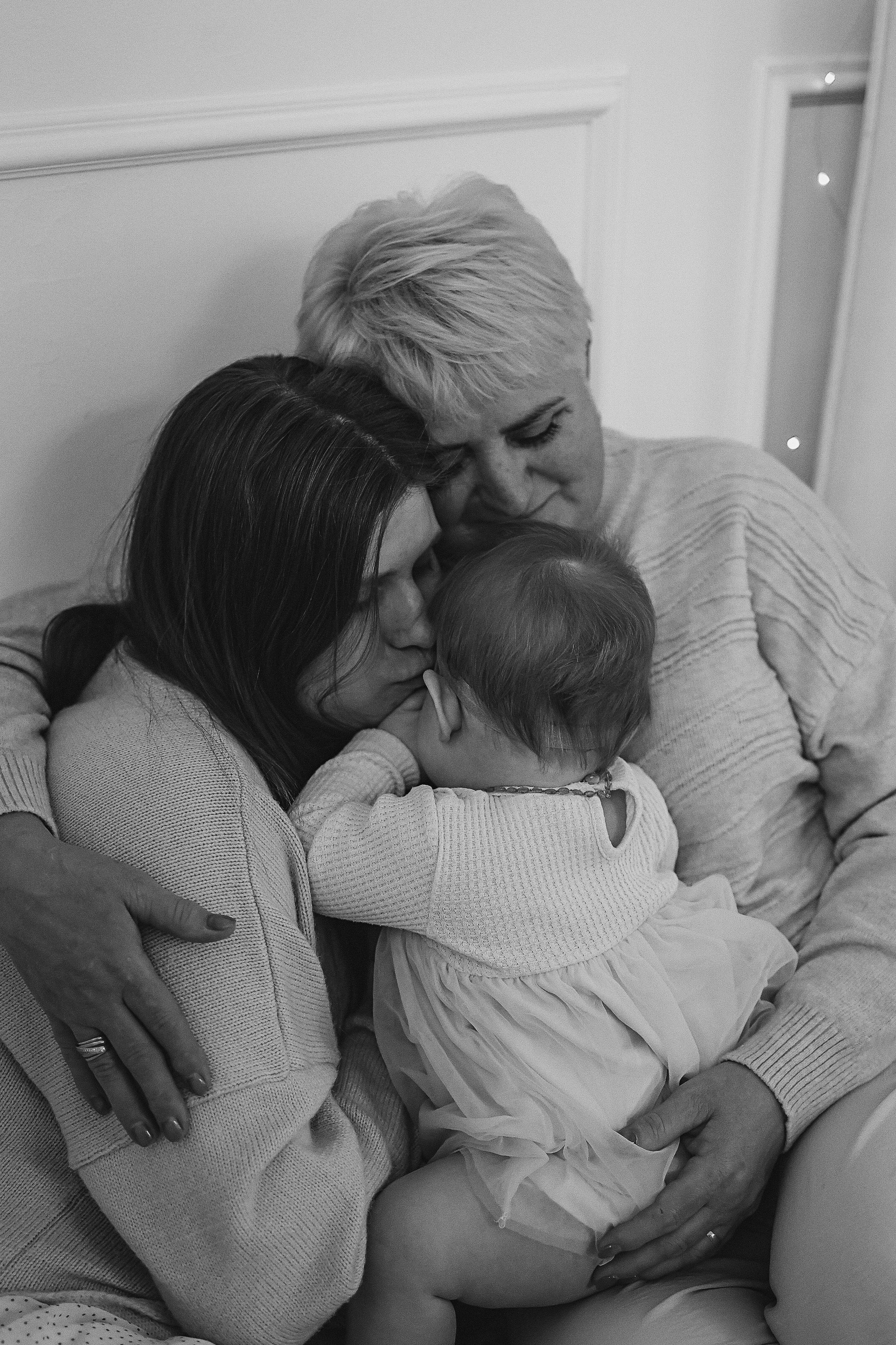 Квартира. Семейный фотограф Тюмень, фотограф на роды Салмина Мария