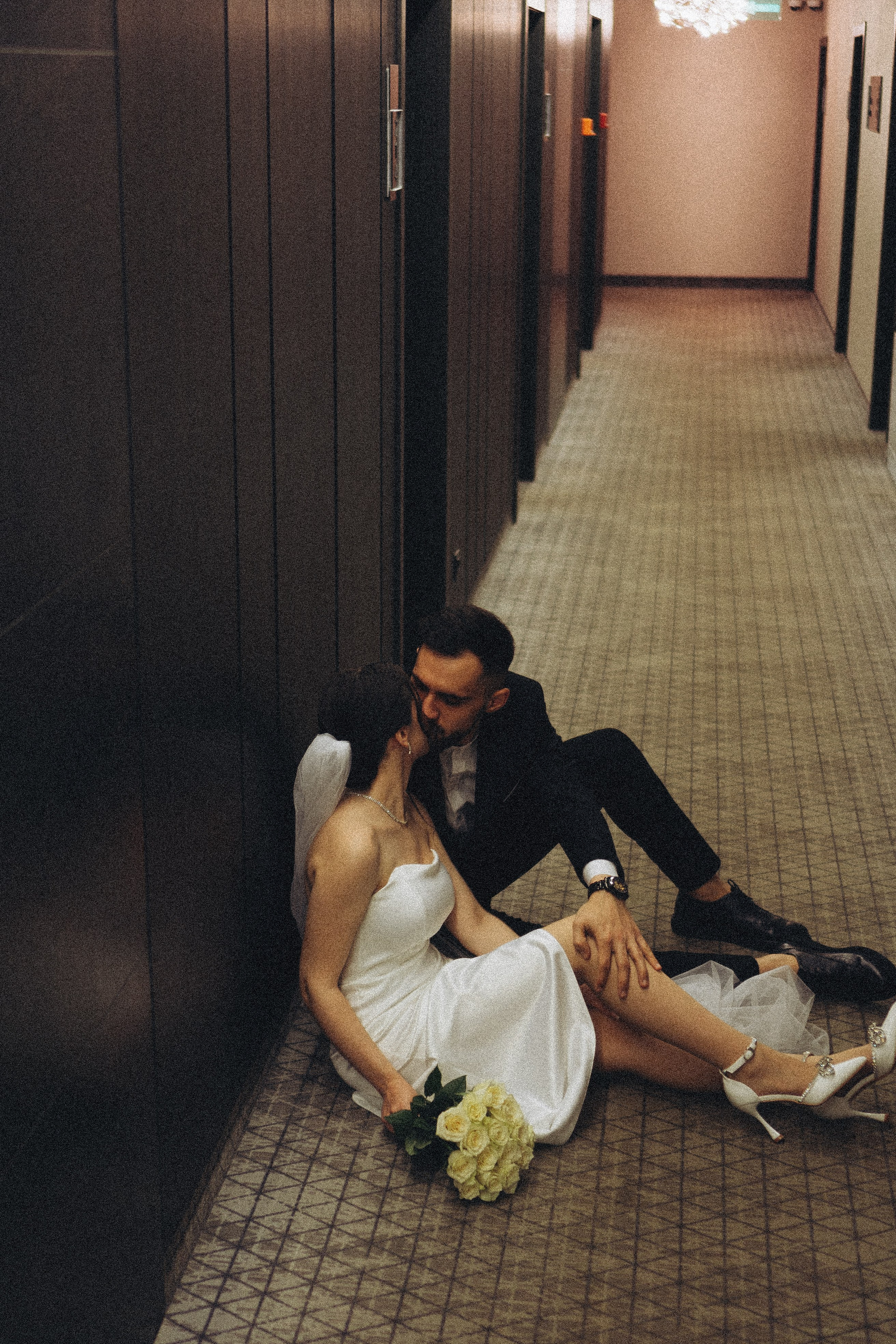 СВАДЕБНАЯ СЬЕМКА СБОРОВ ЖЕНИХА И НЕВЕСТЫ В ОТЕЛЕ И ТАКЖЕ ФОТОСЕССИИЯ В ОТЕЛЕЕ МЕГАПОЛИС БРЯНСК. Профессиональный фотограф, Санкт-Петербург — Виктория Богомолова