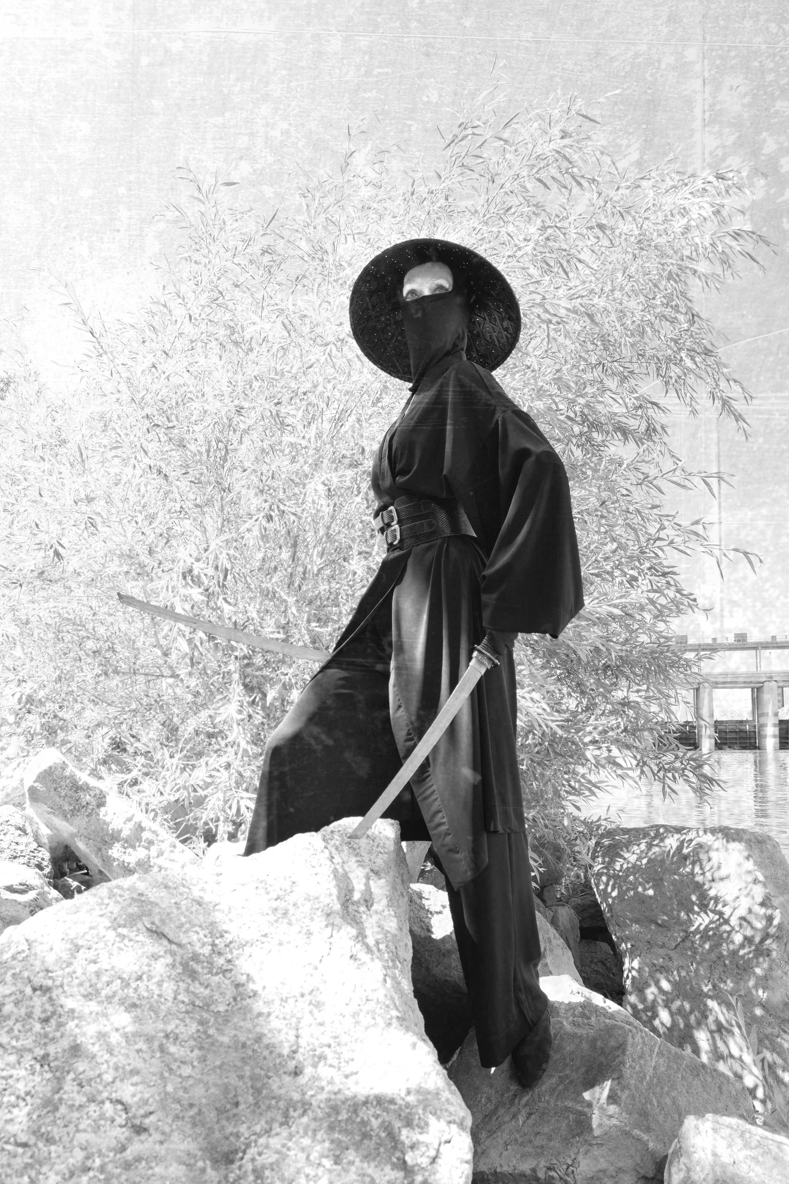 THE BLACK SHADOW. Yulia Yurchevskaya | Art Director & Visual Visionary