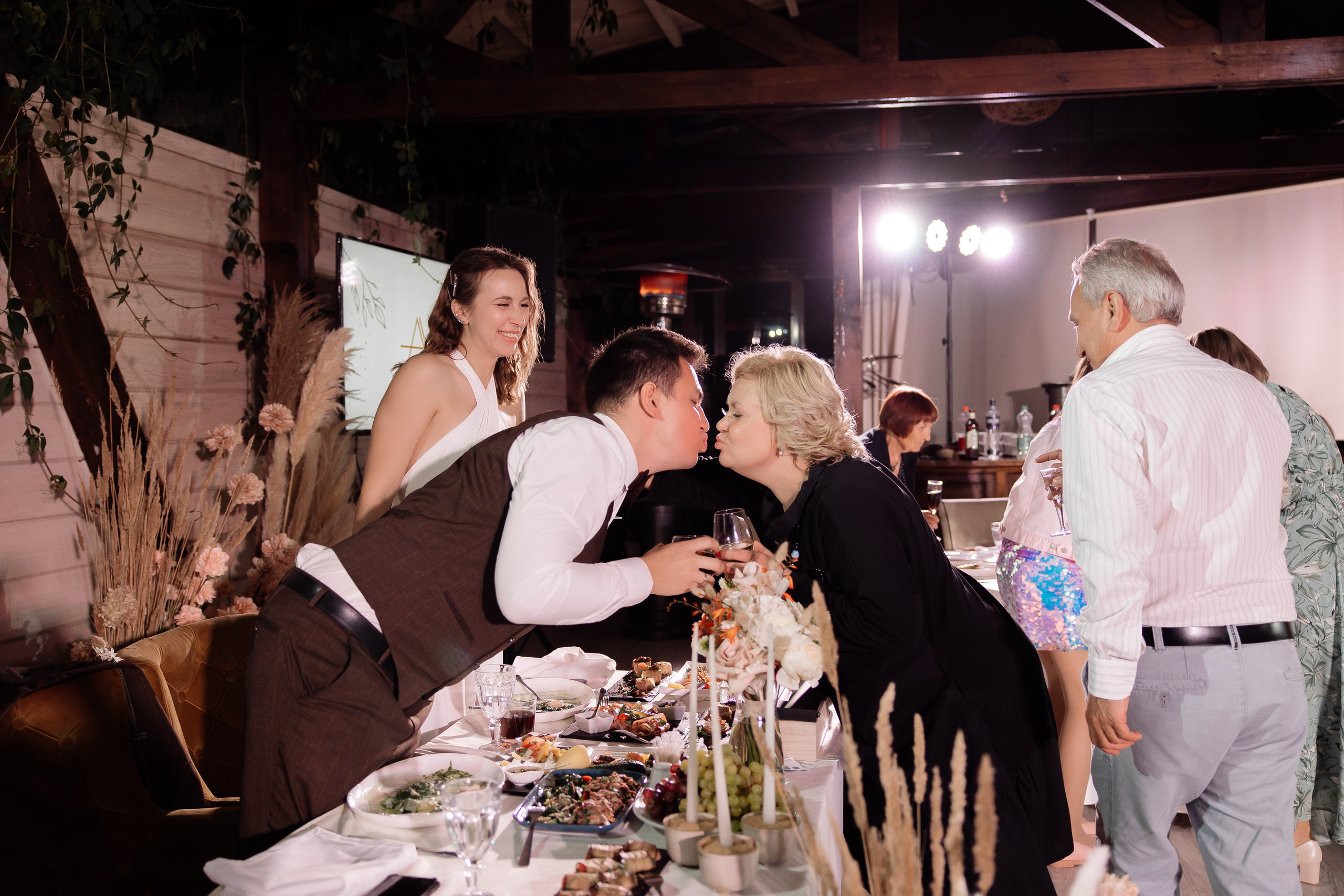 ВАЛЕРИЯ И АЛЕКСАНДР, ПЕГАС. Свадебный и индивидуальный фотограф в Челябинске Евгения Негодяева