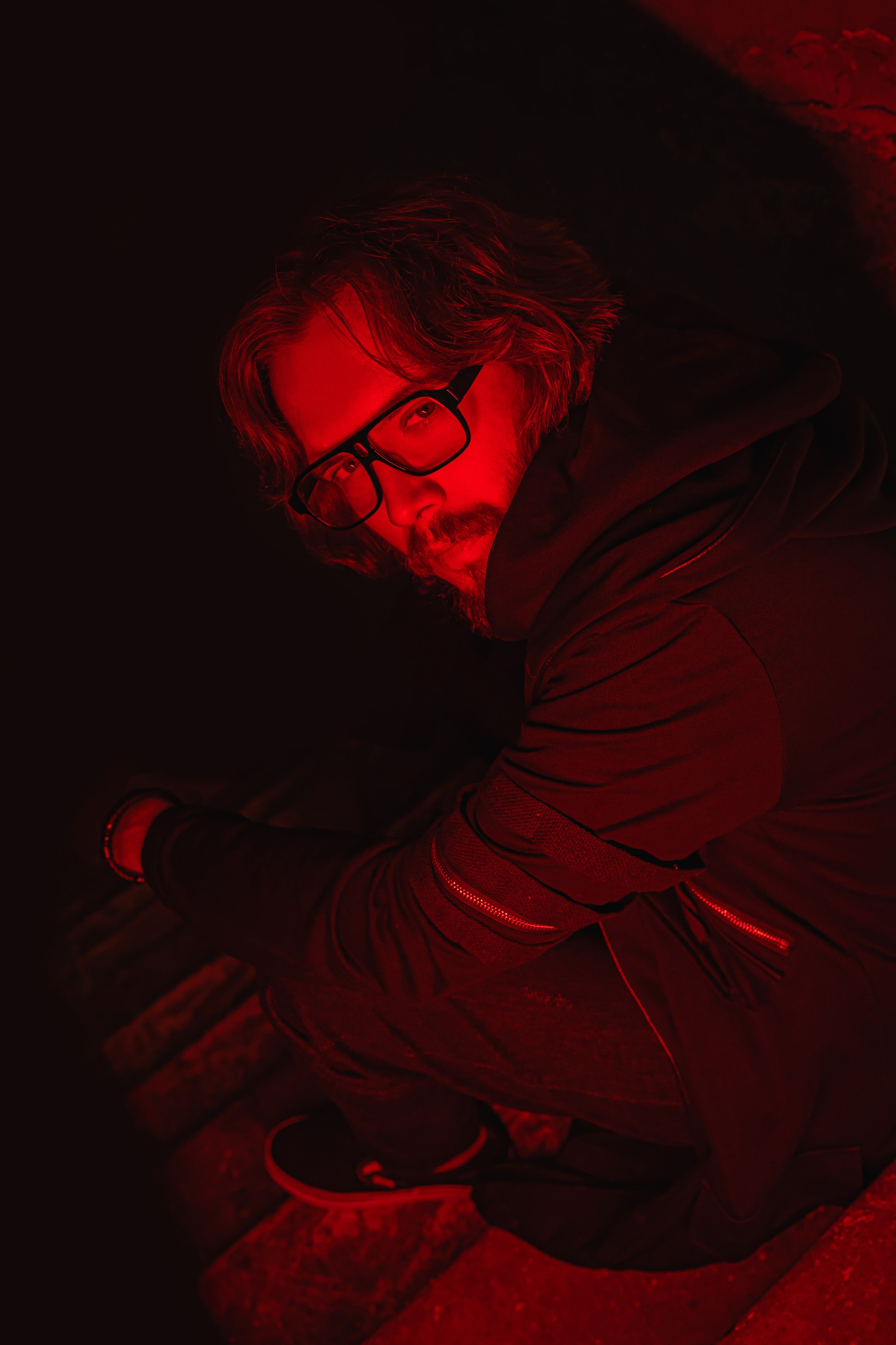 Мрак в неоновых лучах. Репортажный фотограф Анастасия Рубцова