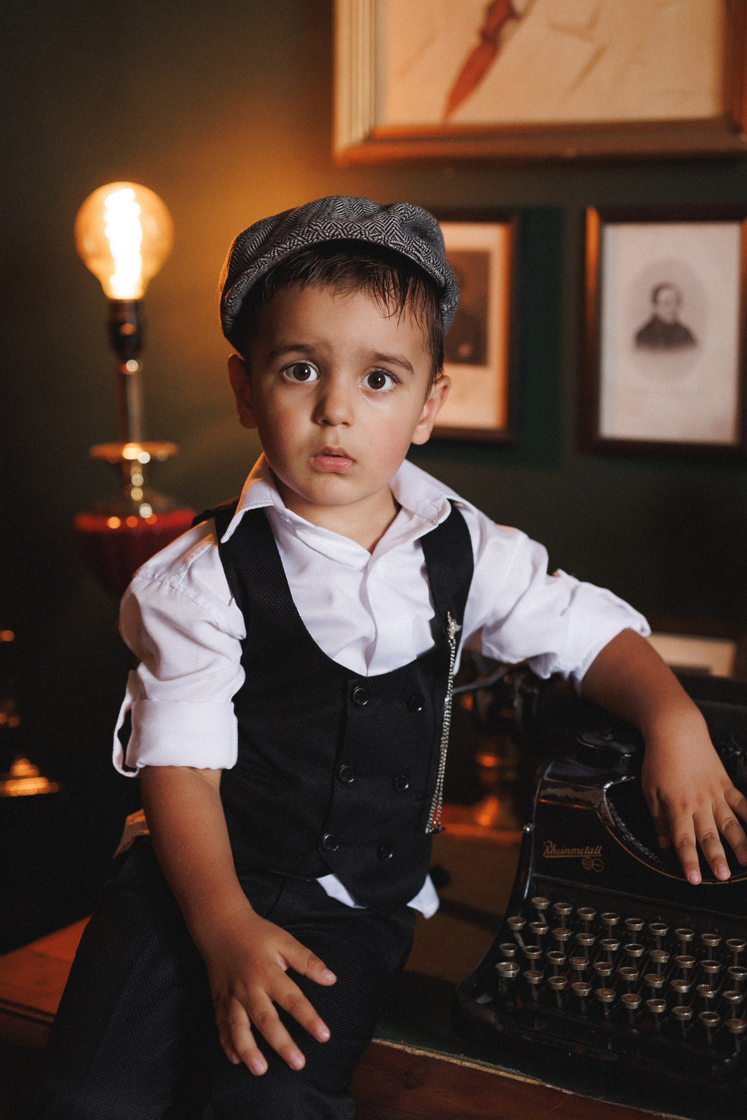 Семейная фотосессия в ретро стиле, фотостудия «Ретроград», город Краснодар. Семейный и детский фотограф в Краснодаре Анна Трашкова