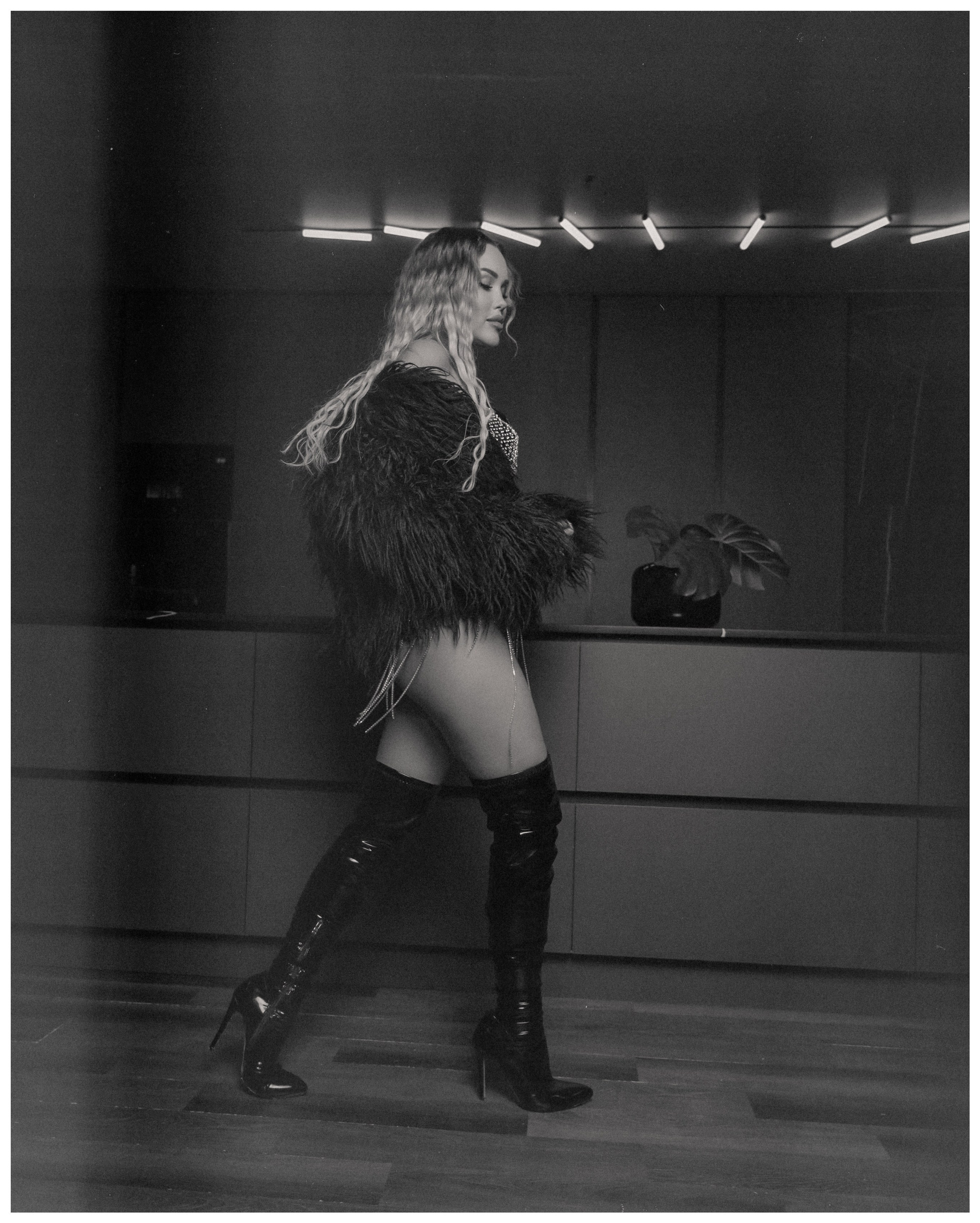 Черно-белая история. Фотограф Санкт-Петербург | Виктория Вишневская