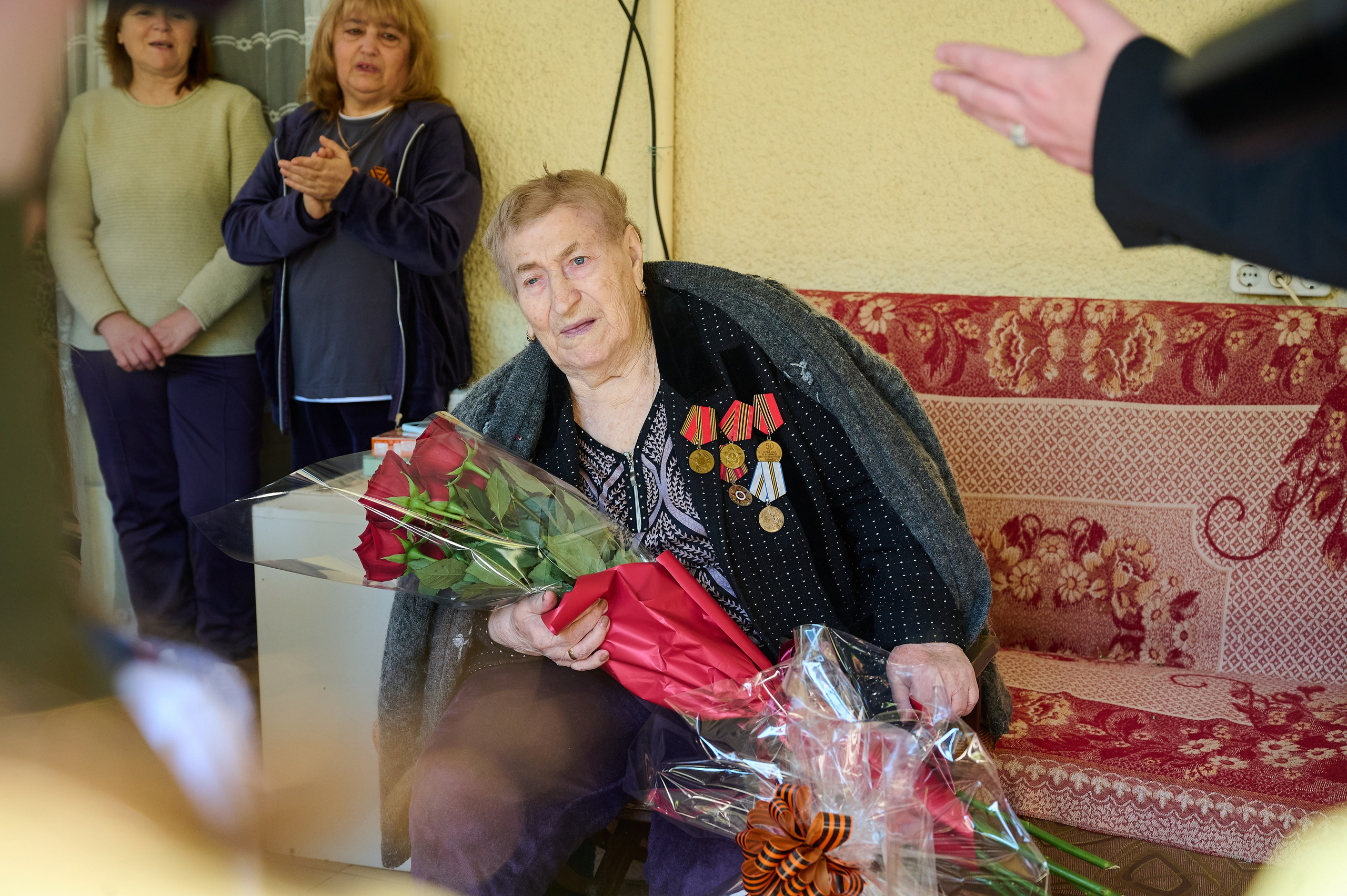 Поздравление ветеранов на 9 мая. Жизнь курорта Кабардинка в фотографиях