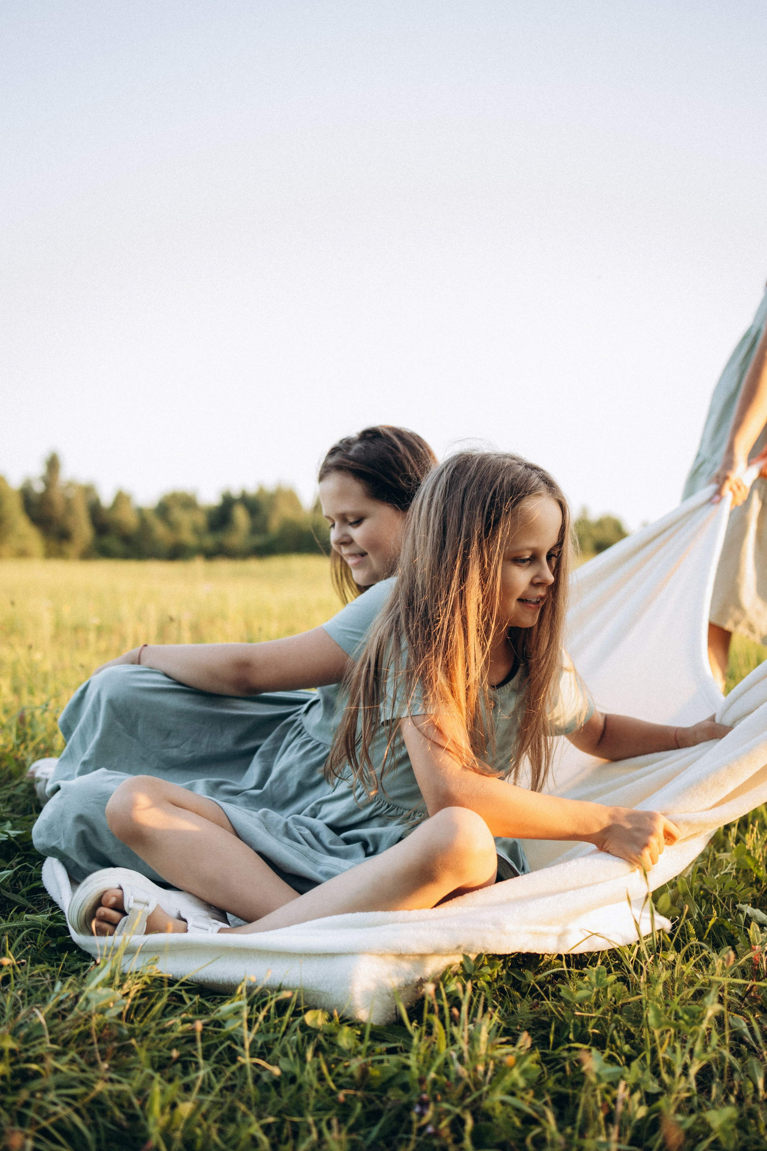 Алиса, Ульяна, Лена и Евгений. Фотограф Елена Рябцева