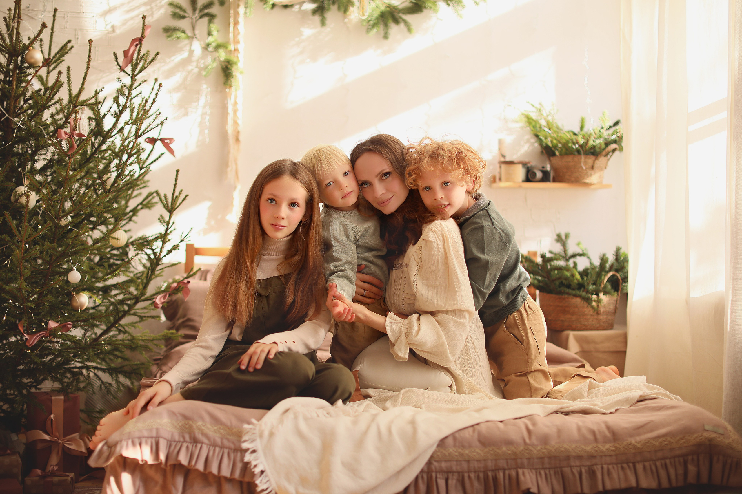 Фотостудия Лофт Потолок. Детский семейный фотограф Краснодар