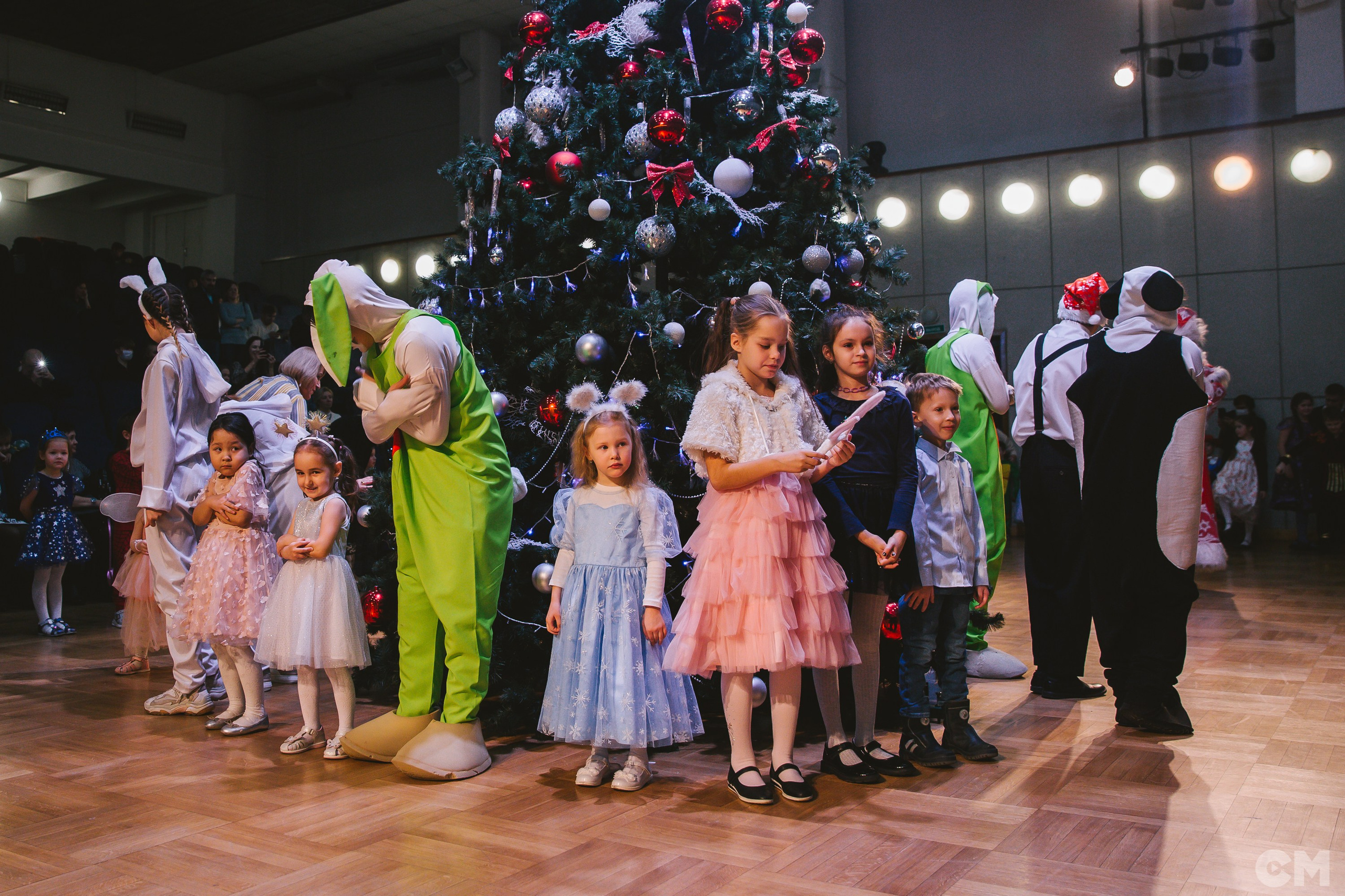 Новогоднее представление 2022.12.23. Фотограф Иркутск | Денис Ерёменко