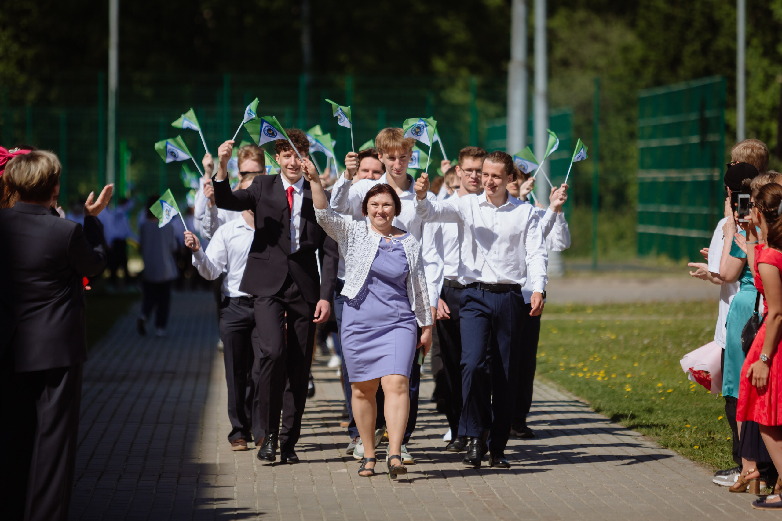 Последний звонок 2024 (2 часа фотосъемки). Профессиональный фотограф Надежда Антонова