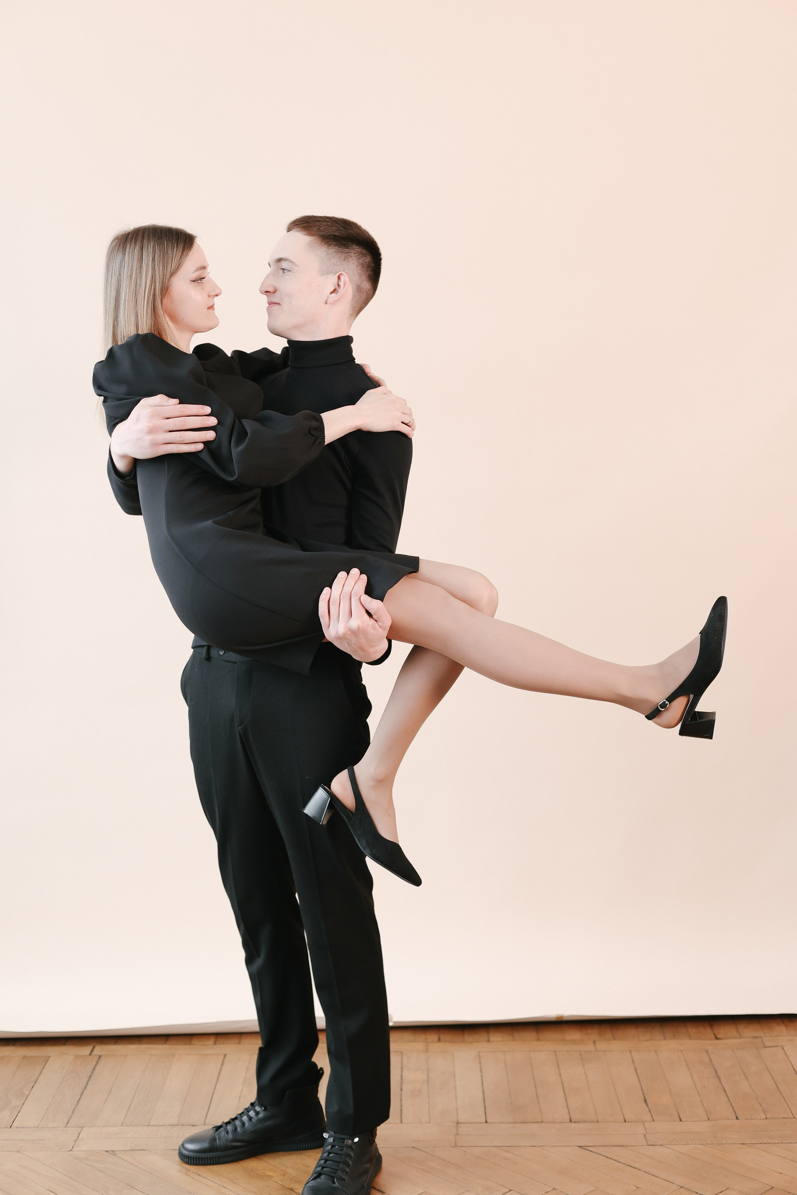 LoveStory в фотостудии. Свадебный и семейный фотограф в Рязани Анастасия