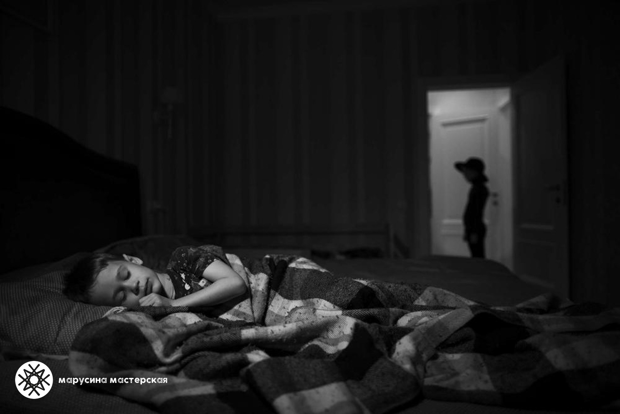 Анна Захарова