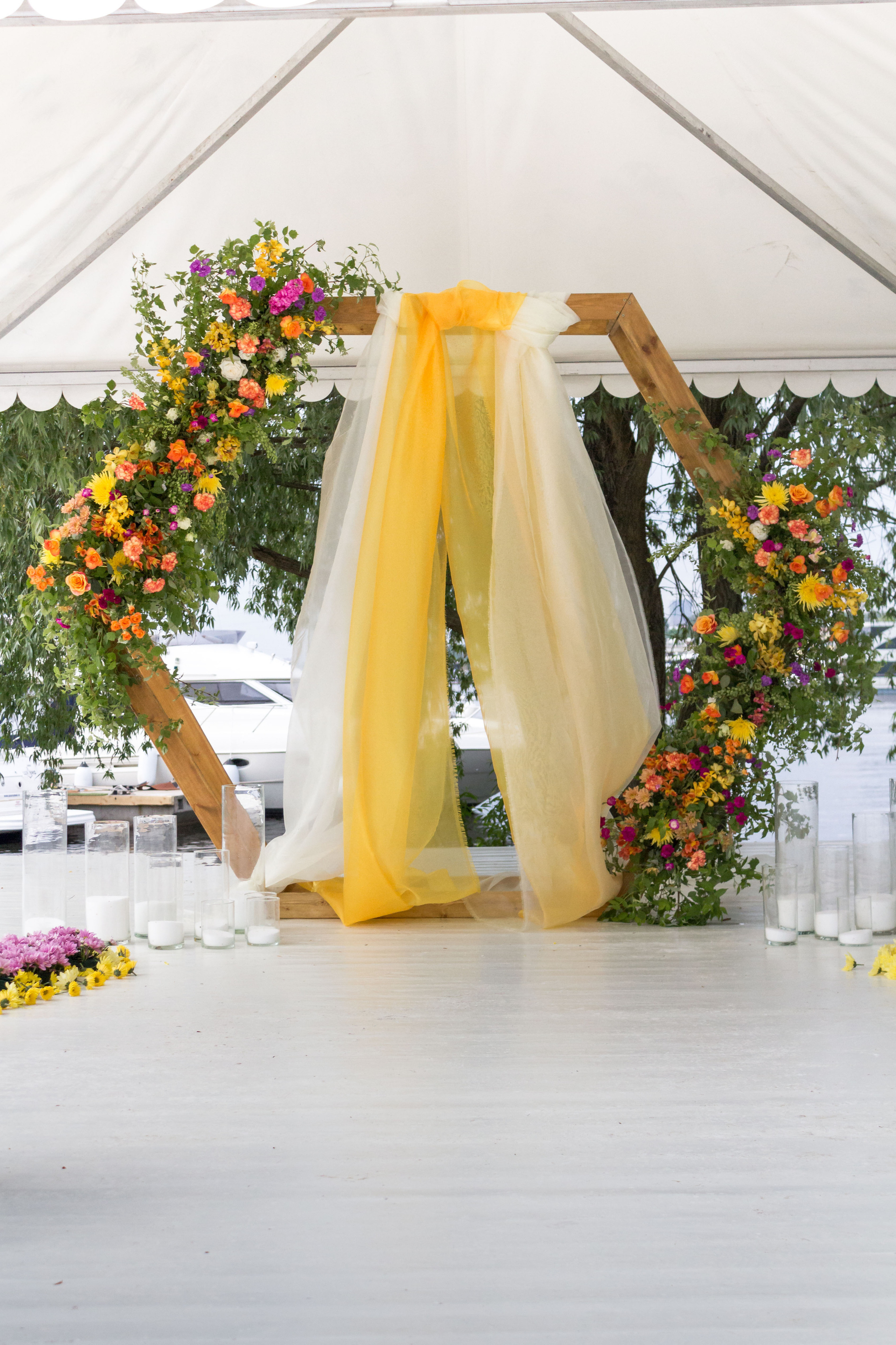 Оформление свадебной арки. Флорист Маргарита Гладкова