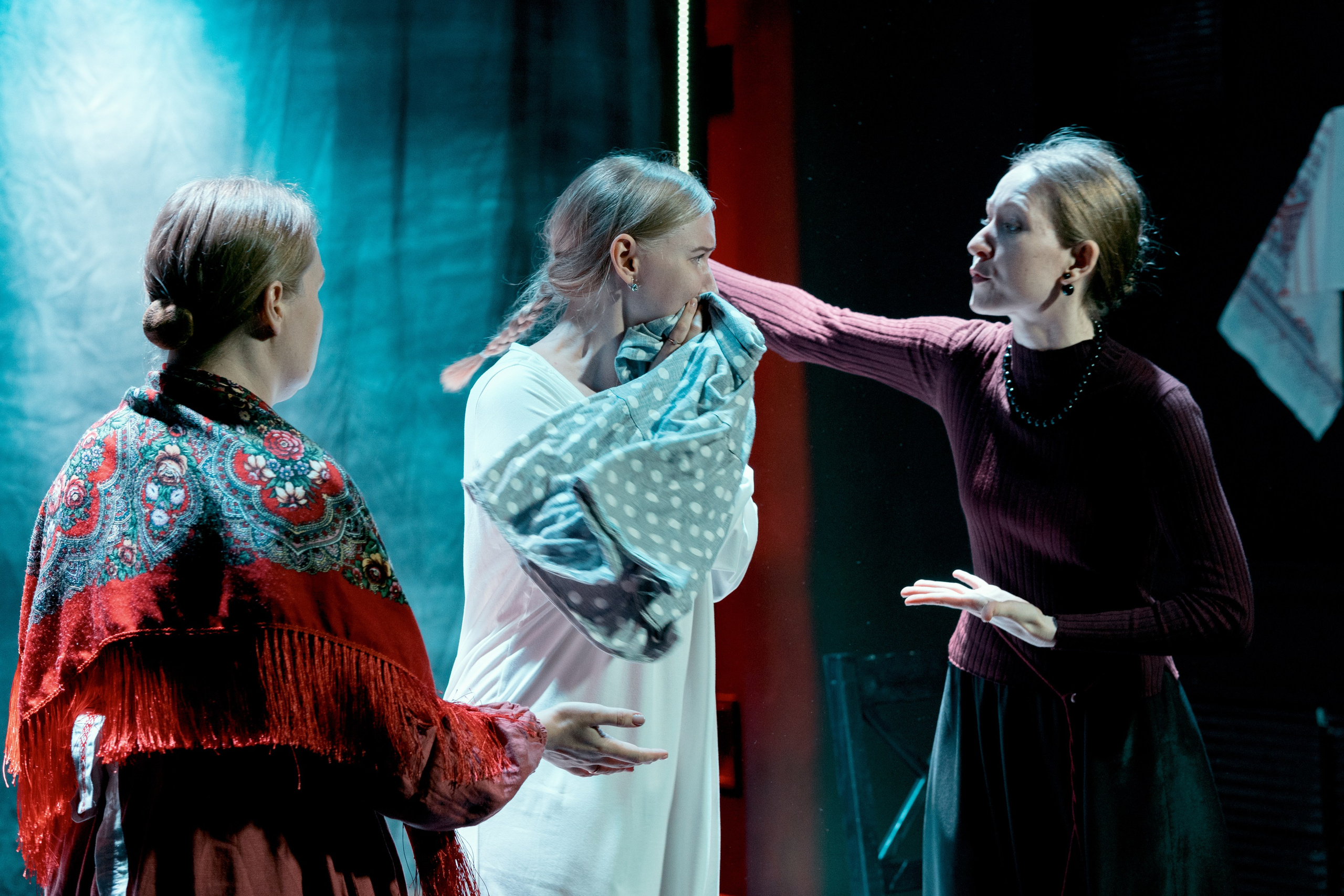 Спектакль «Женитьба». Репортажный и портретный фотограф Андрей Гаровский