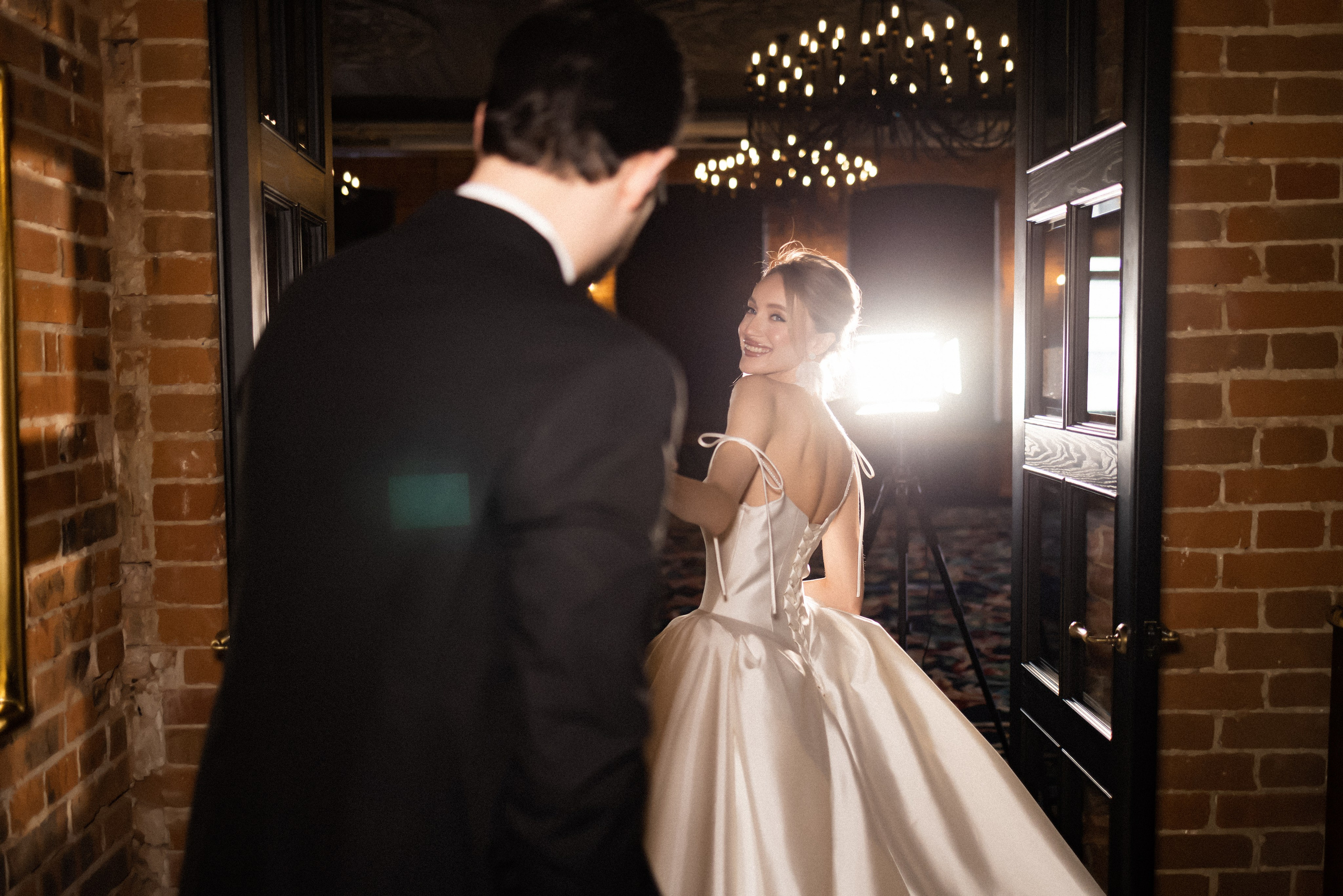 Свадебная в ресторане. Фотограф Арина Шмакова